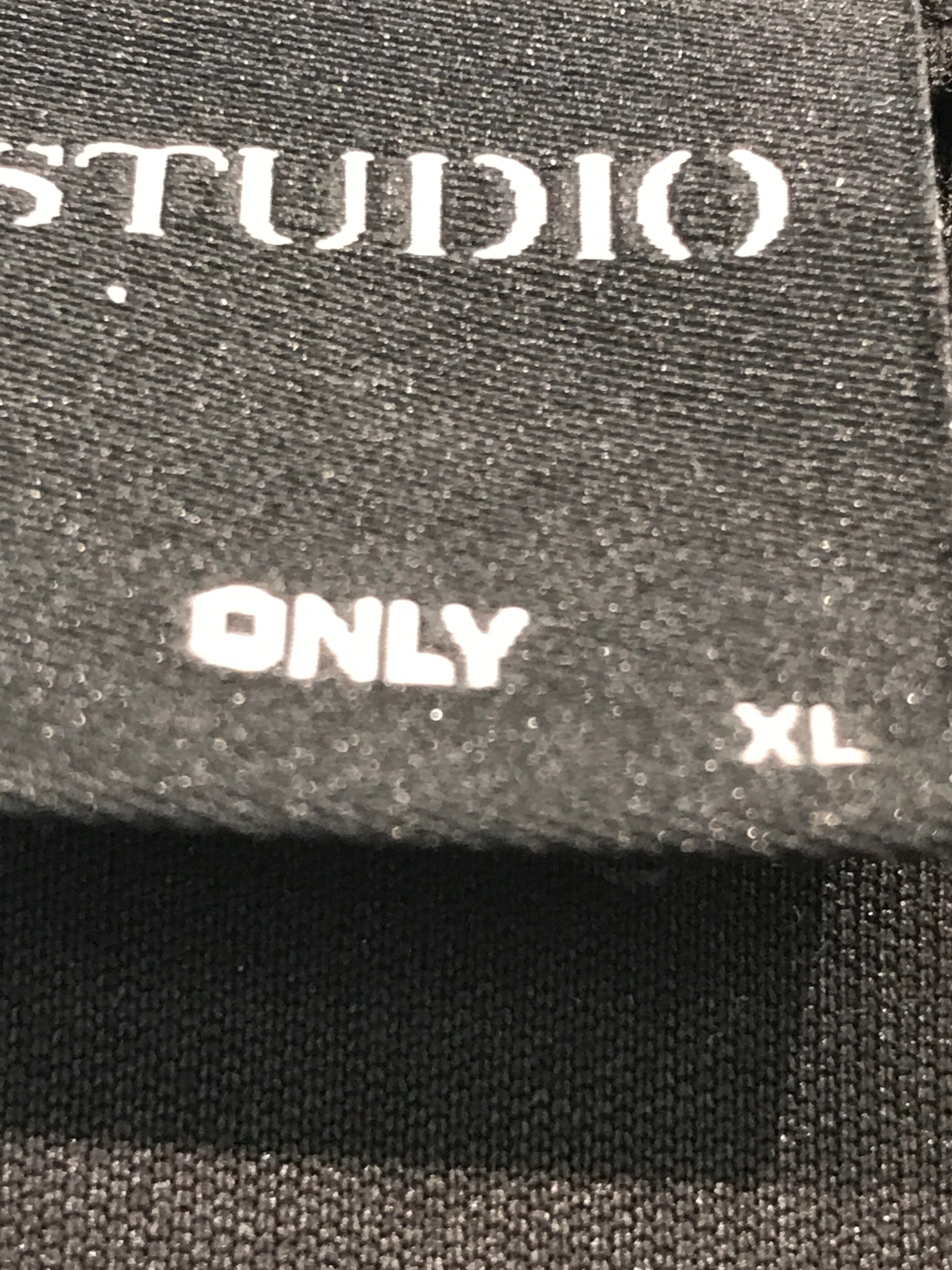 Only Studio Kjole