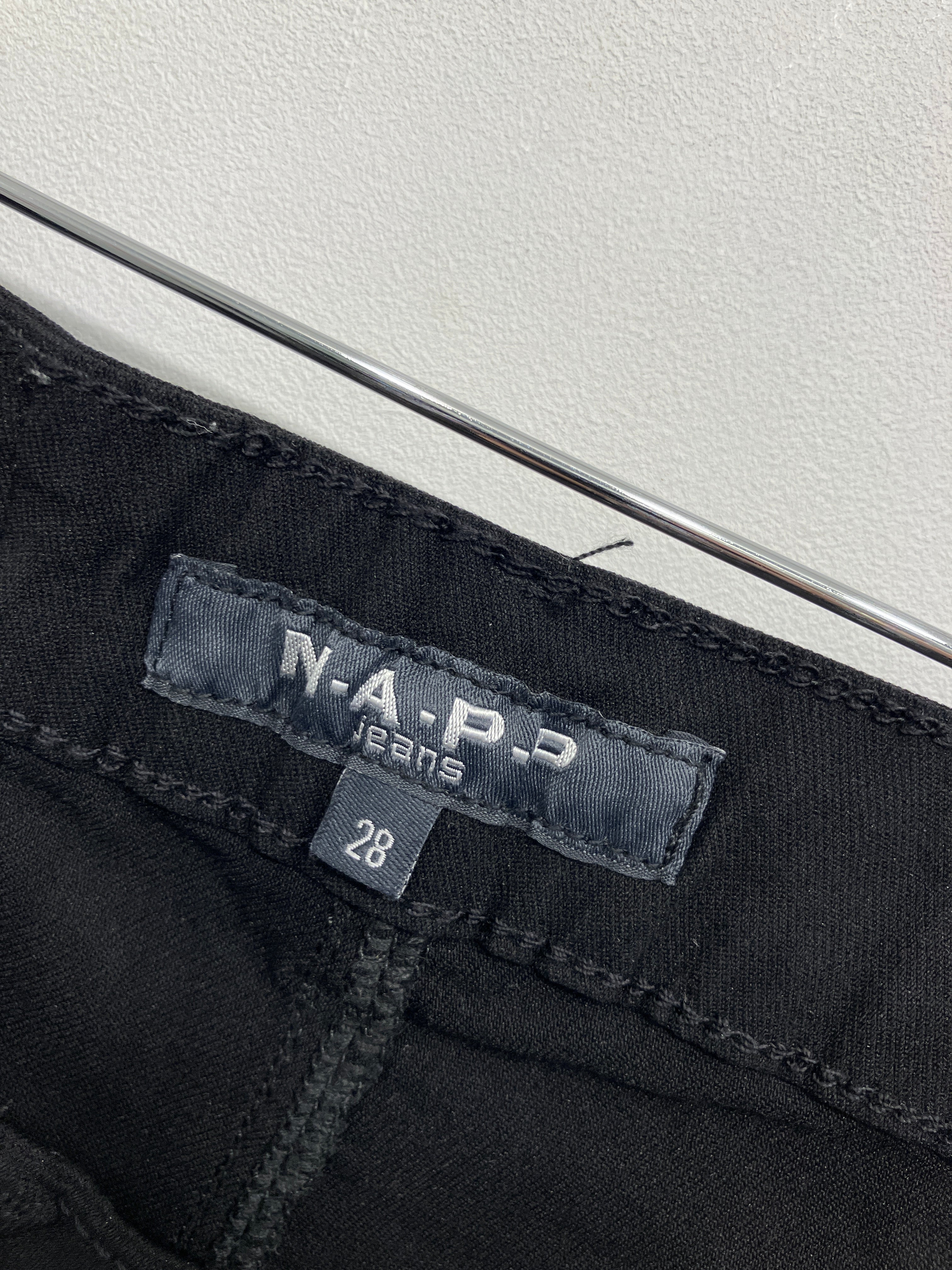 M.A.P.P. Bukser