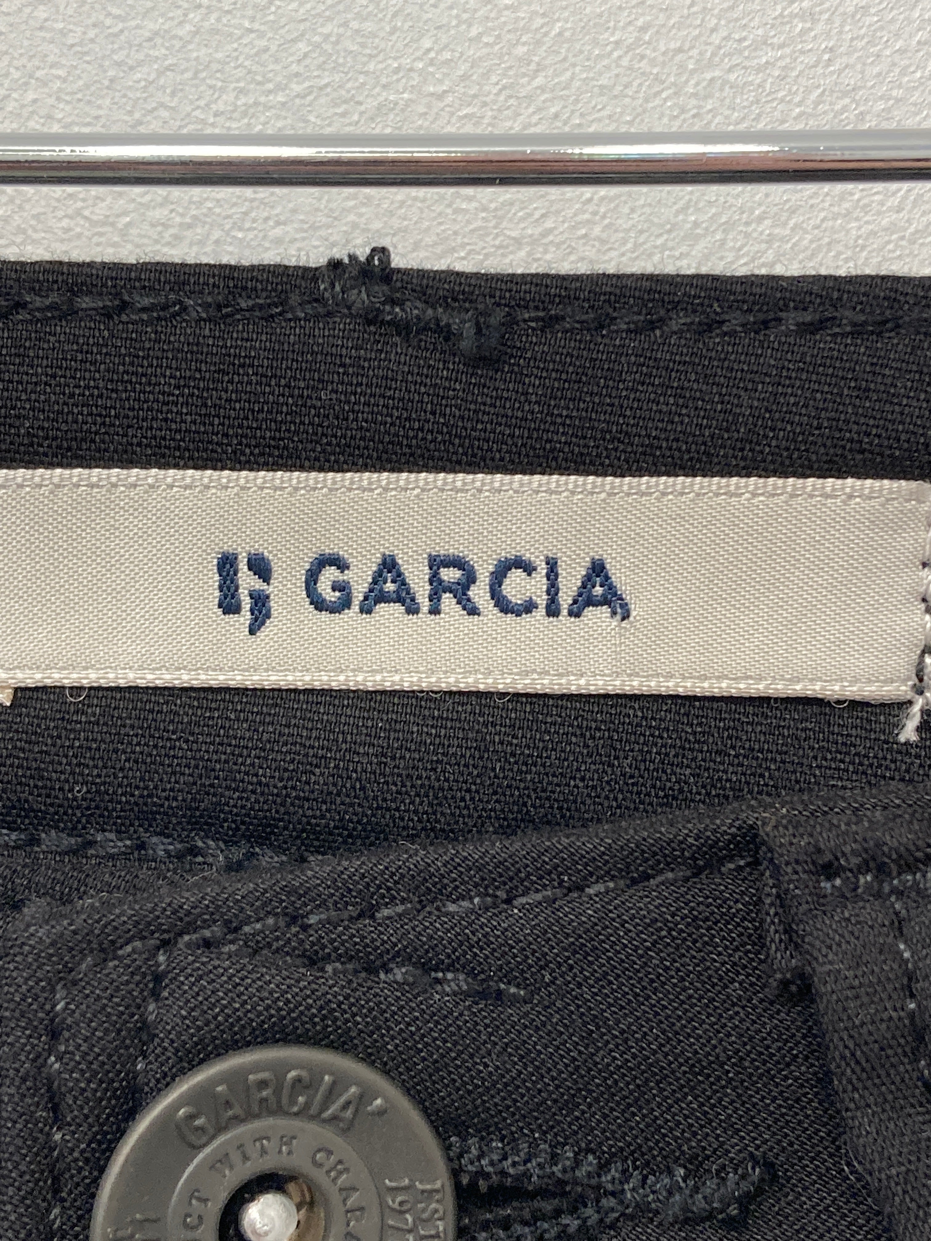 Garcia Bukser