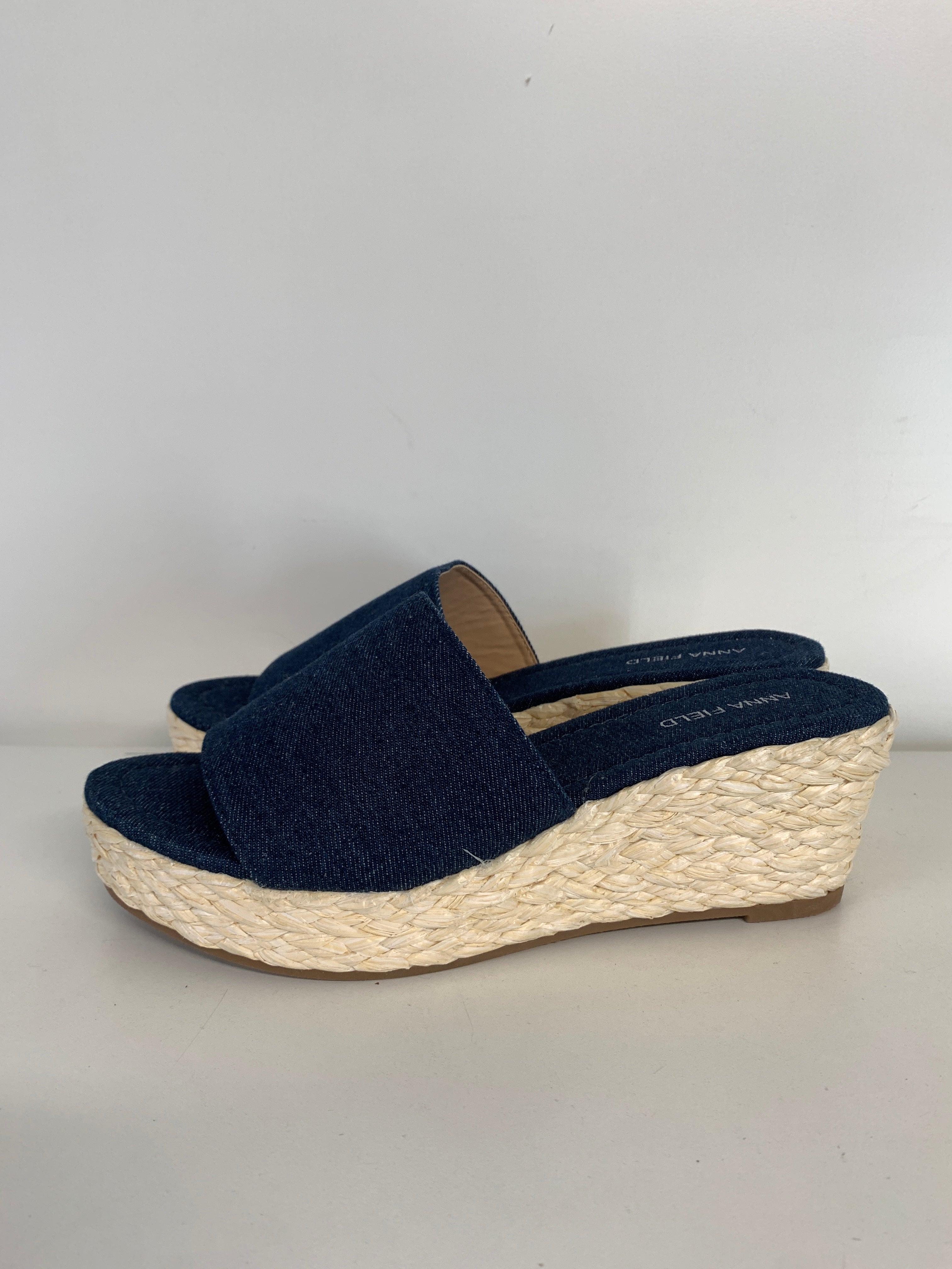 Anna Field Sandaler