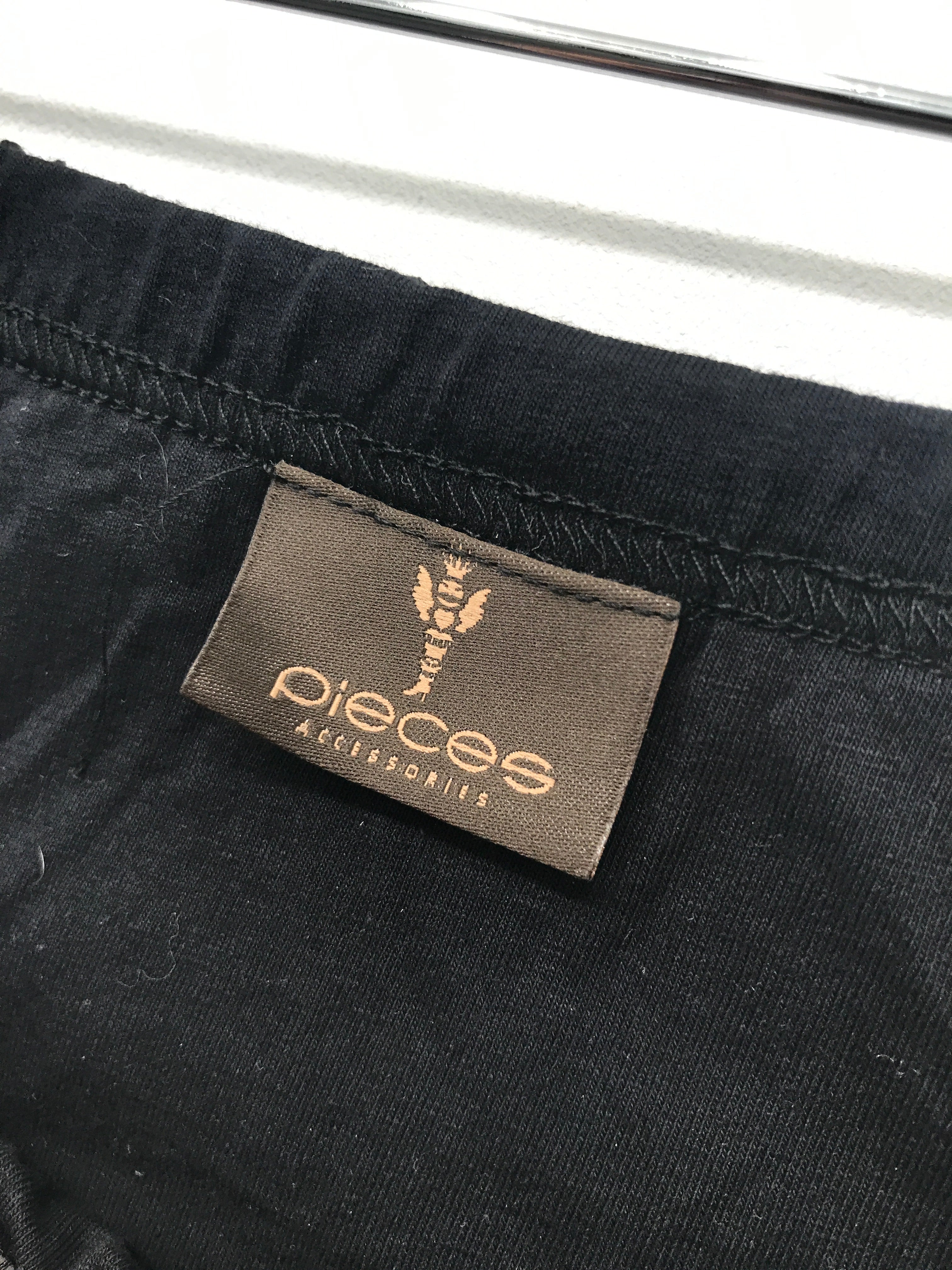 Pieces Top