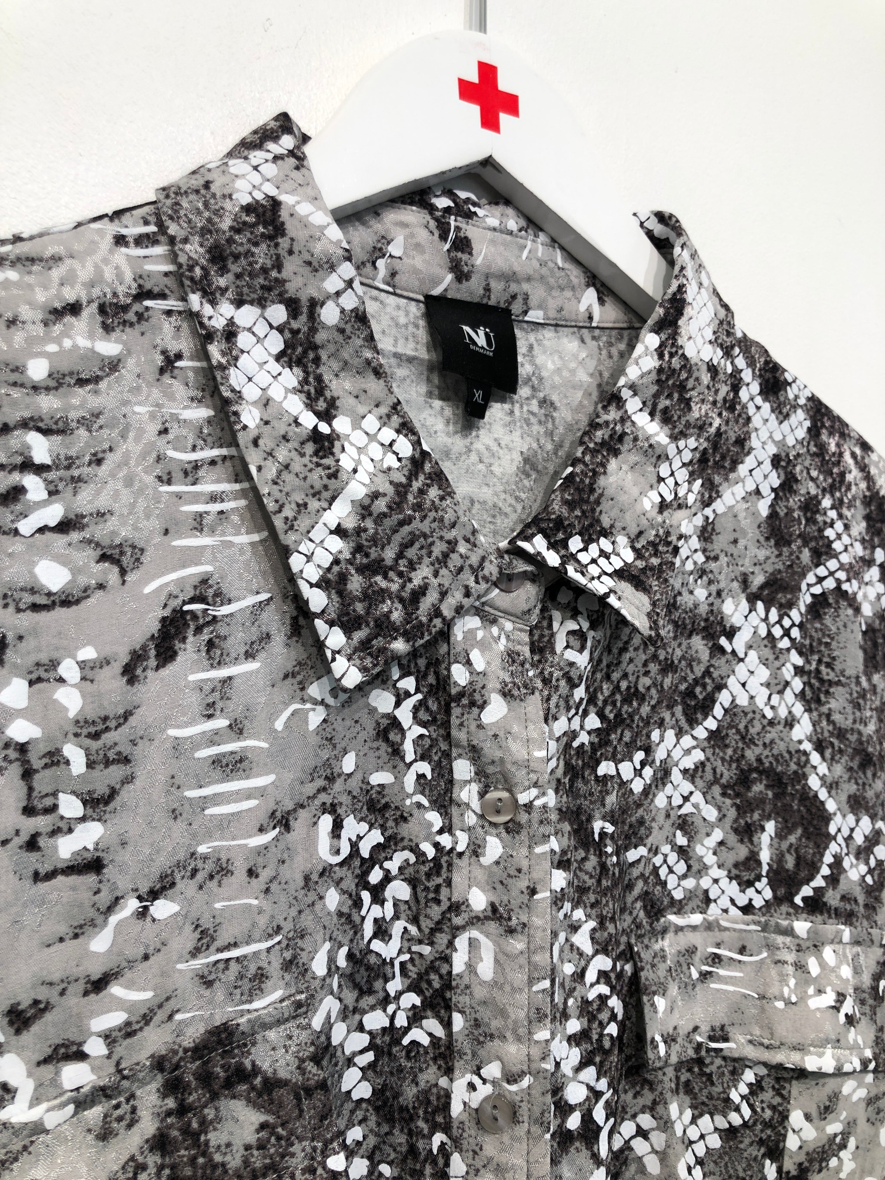 Nü Bluse