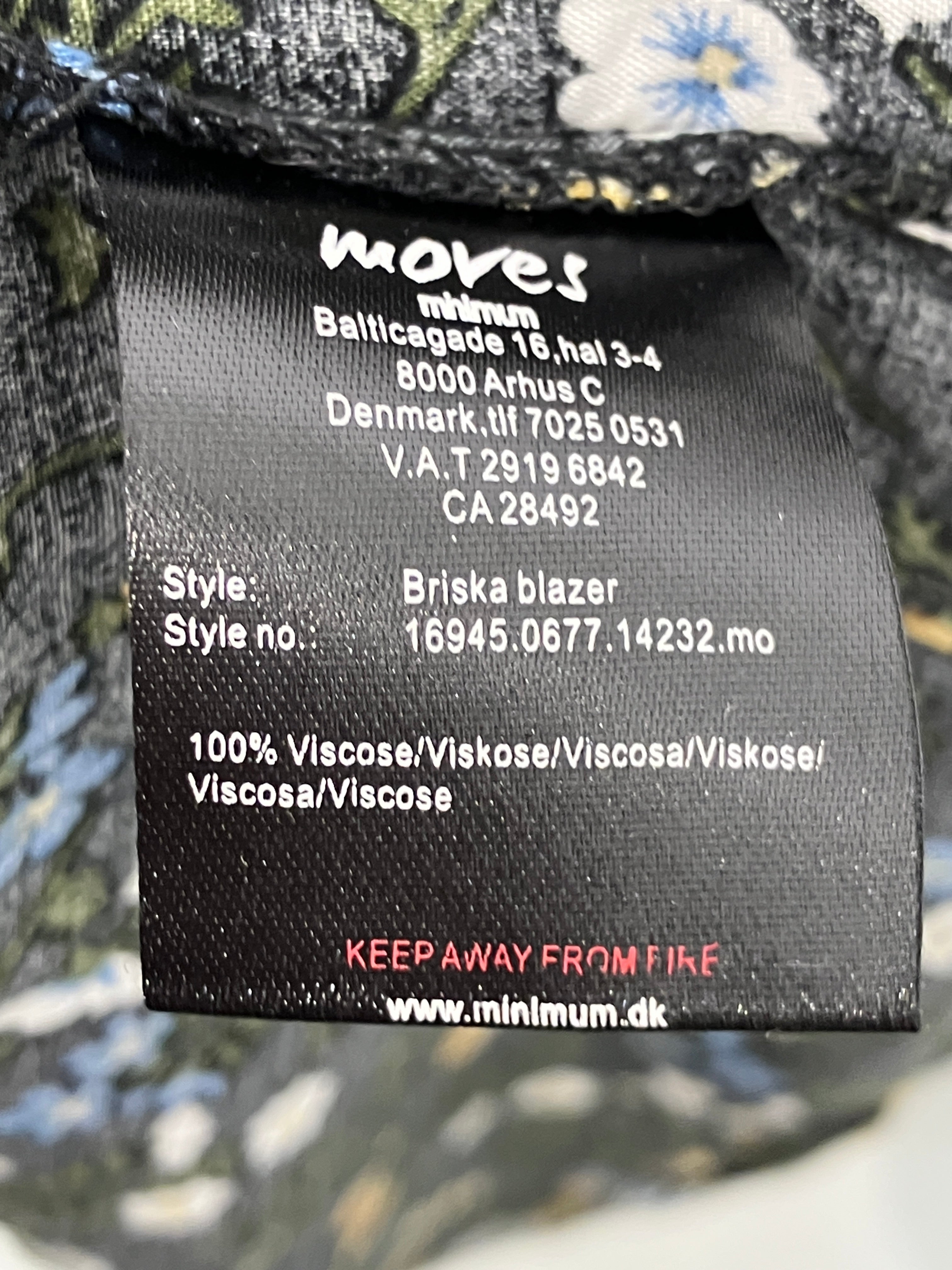 Moves Kimono