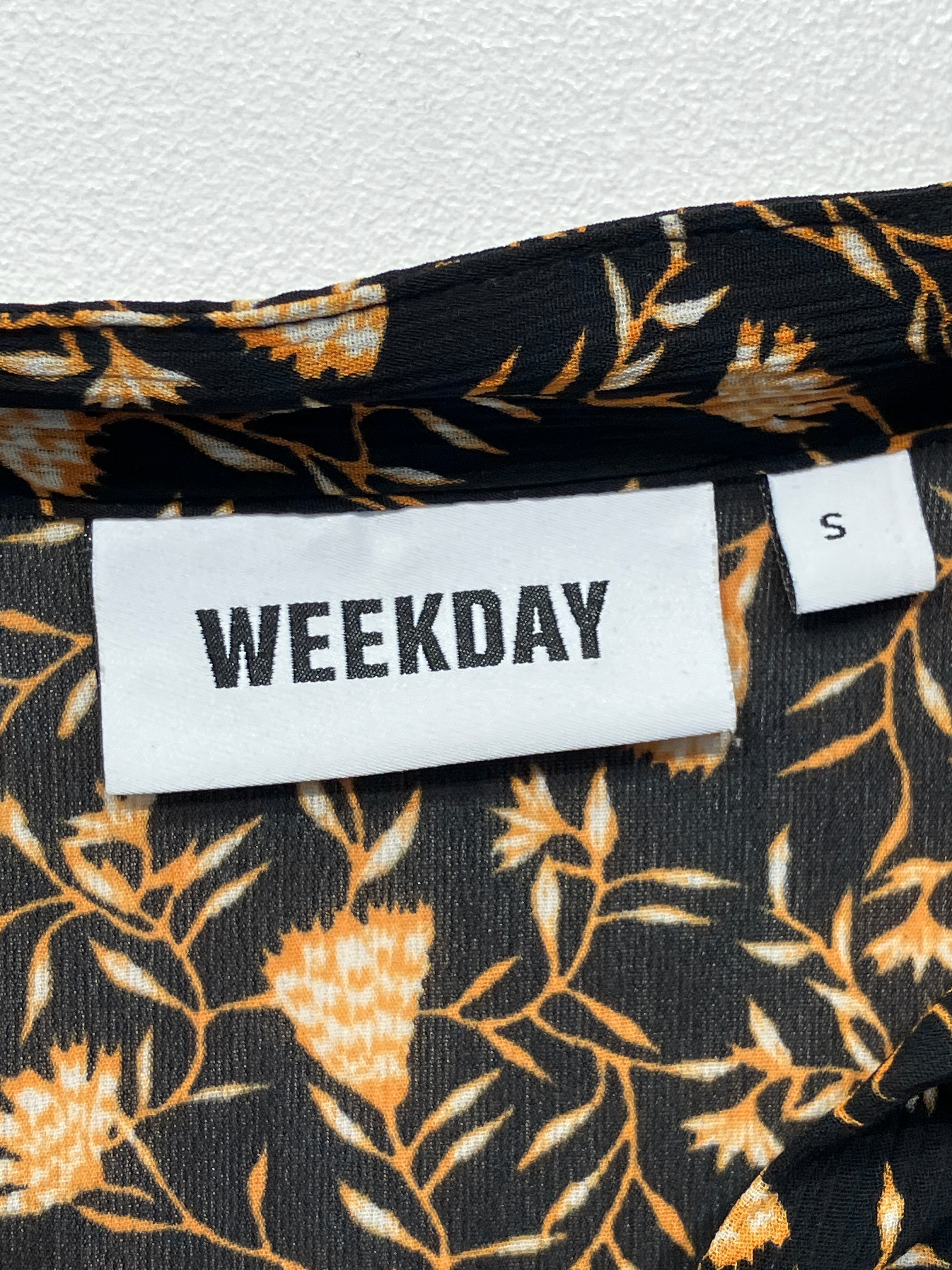 Weekday Kjole