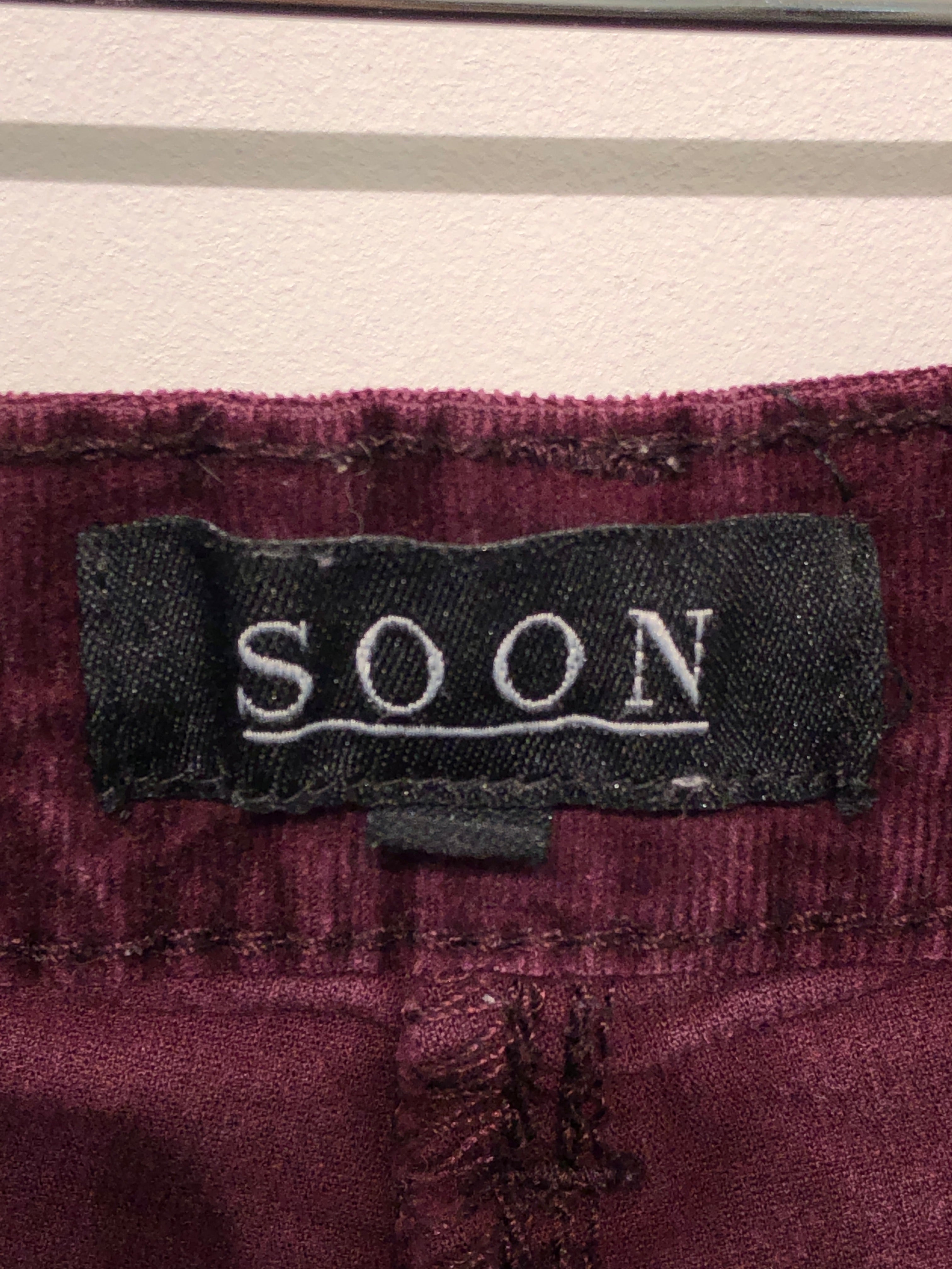 Soon Bukser