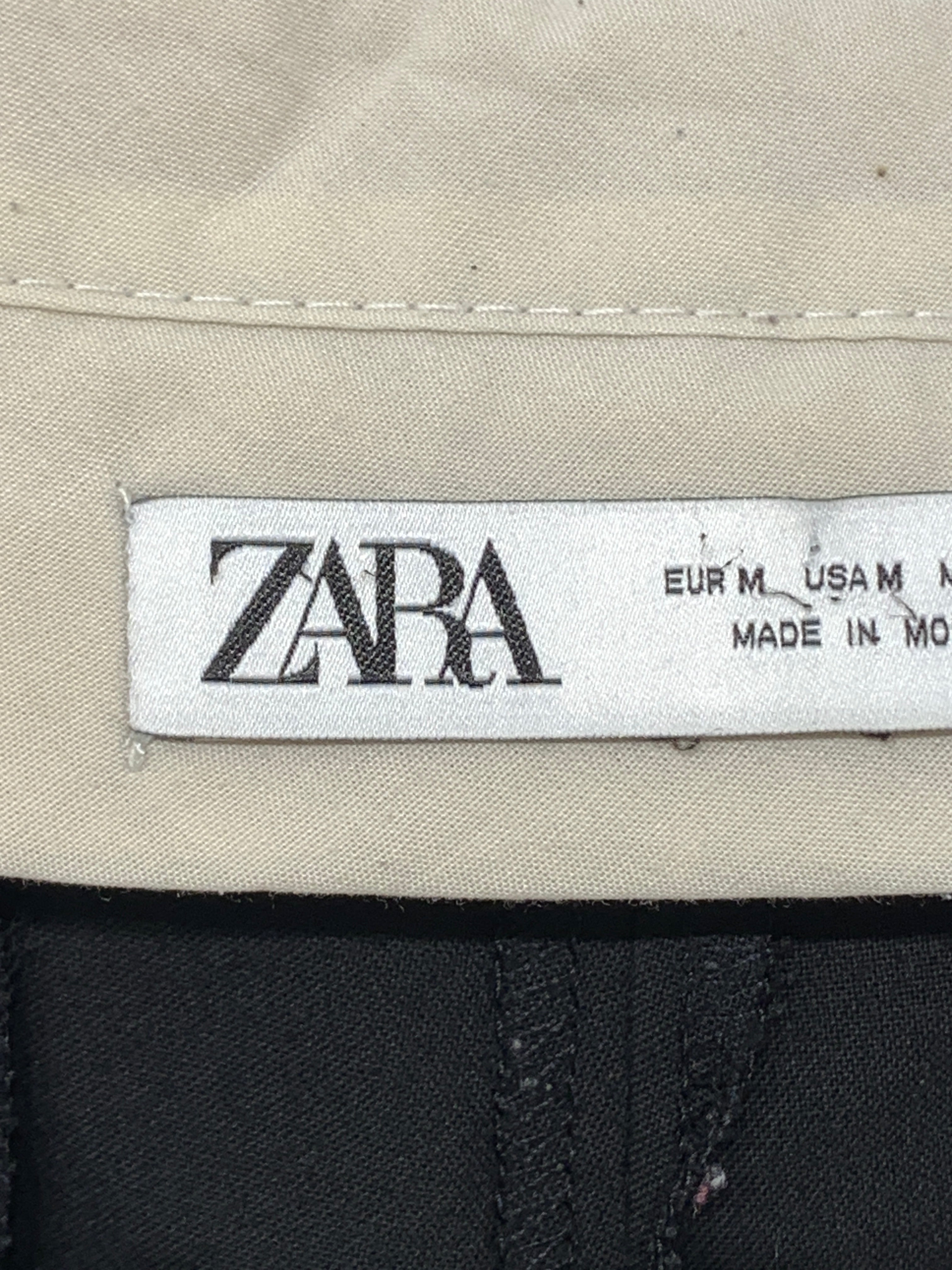 Zara Bukser