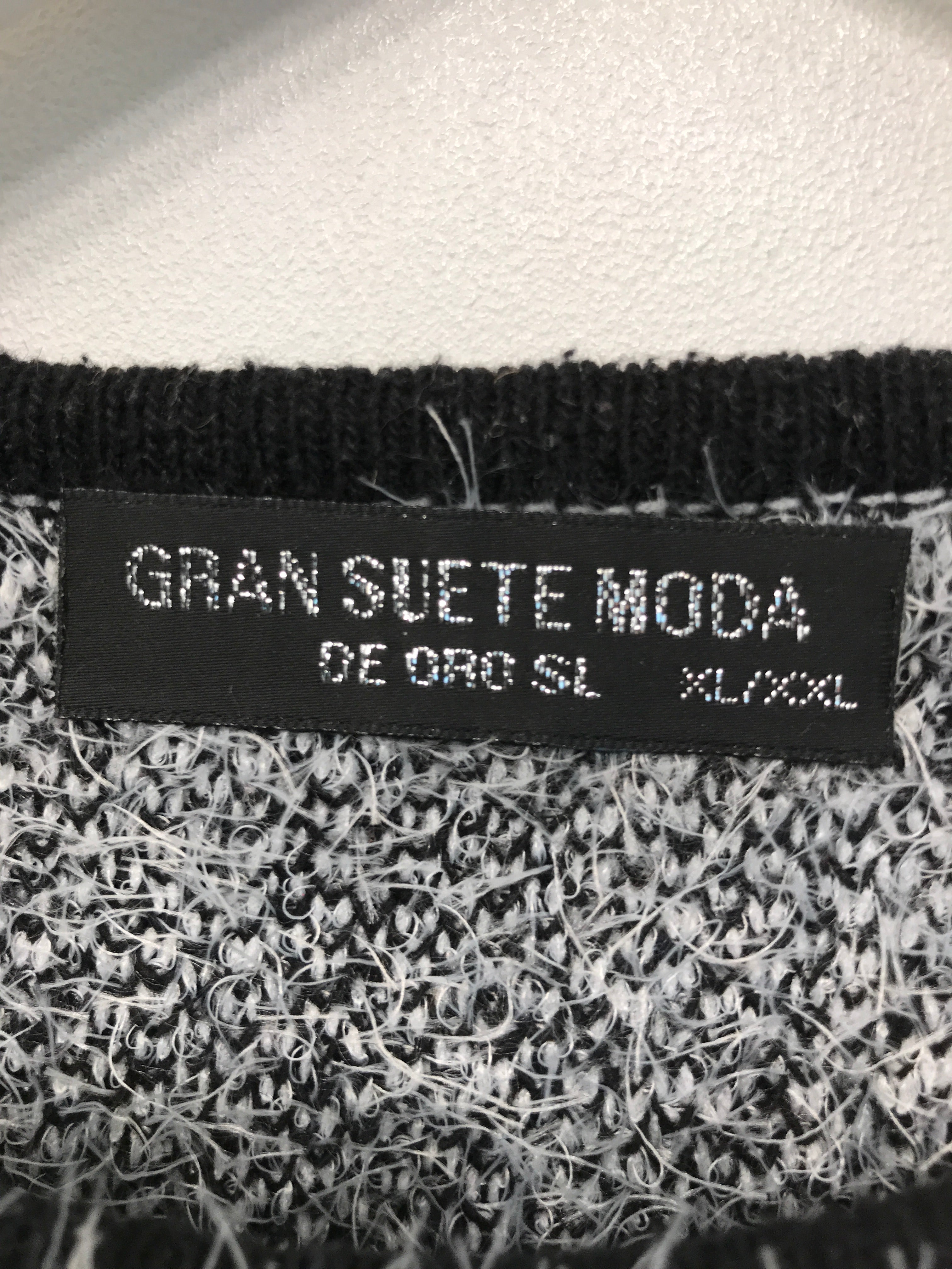 Gran Suete Moda Sweater
