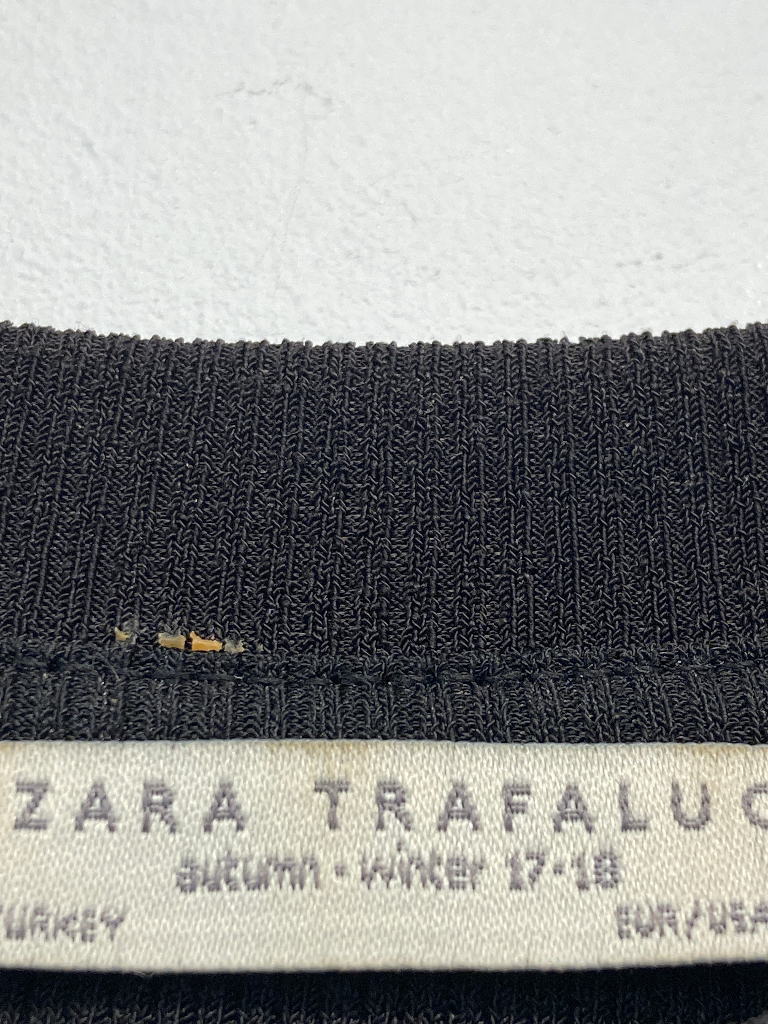 Zara Strik Bluse
