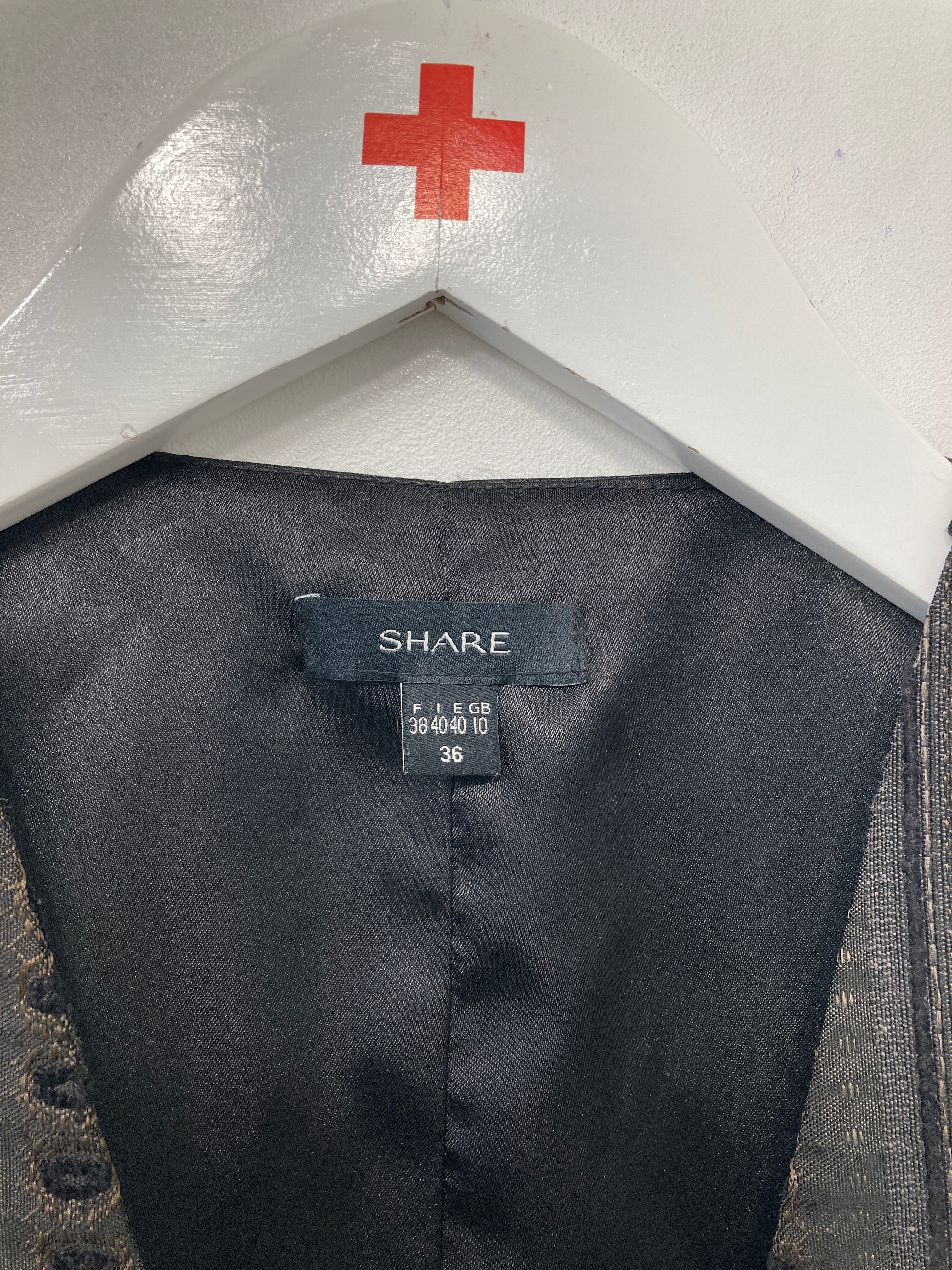 Share Vest