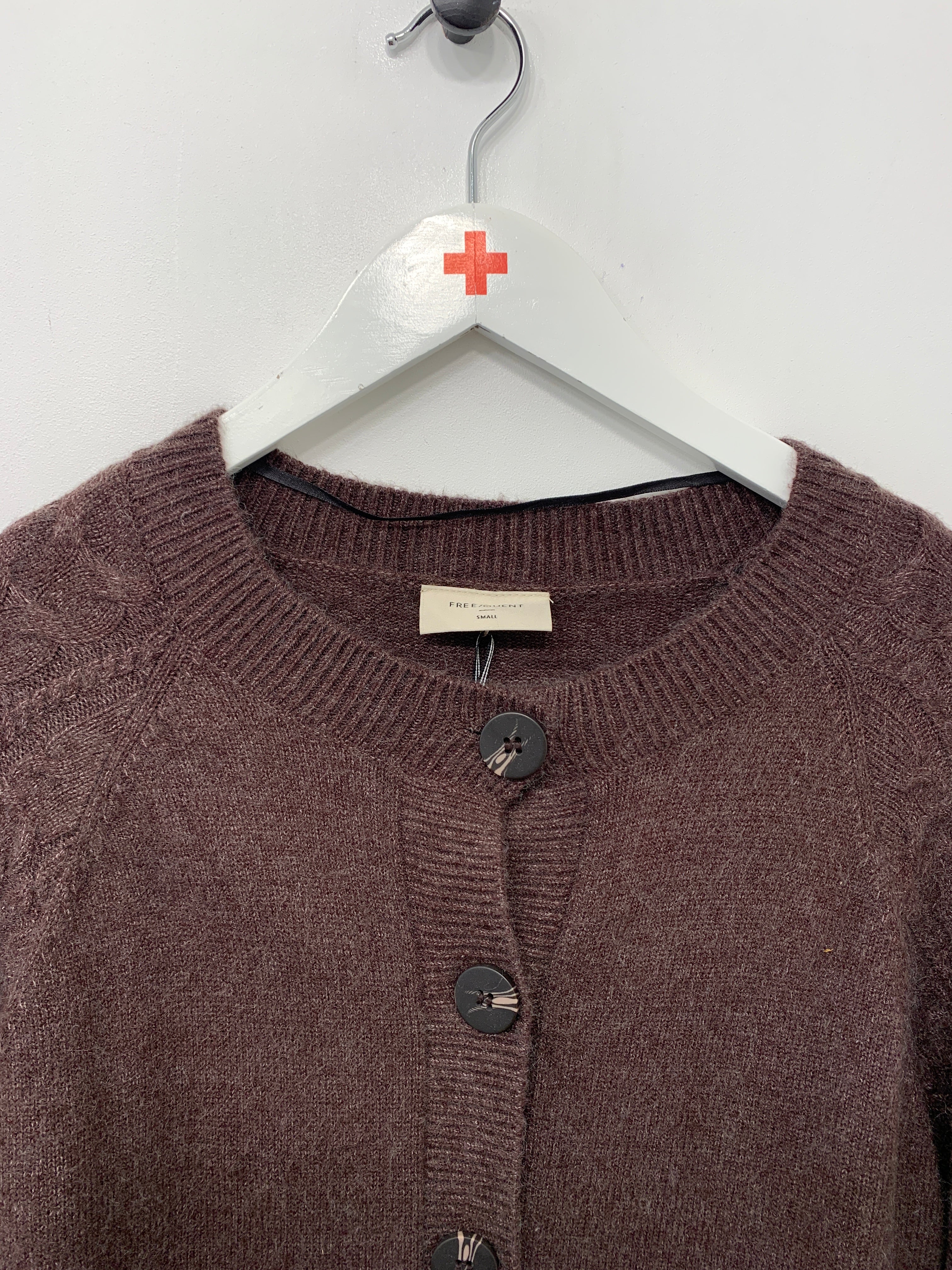 FreeQuent Cardigan
