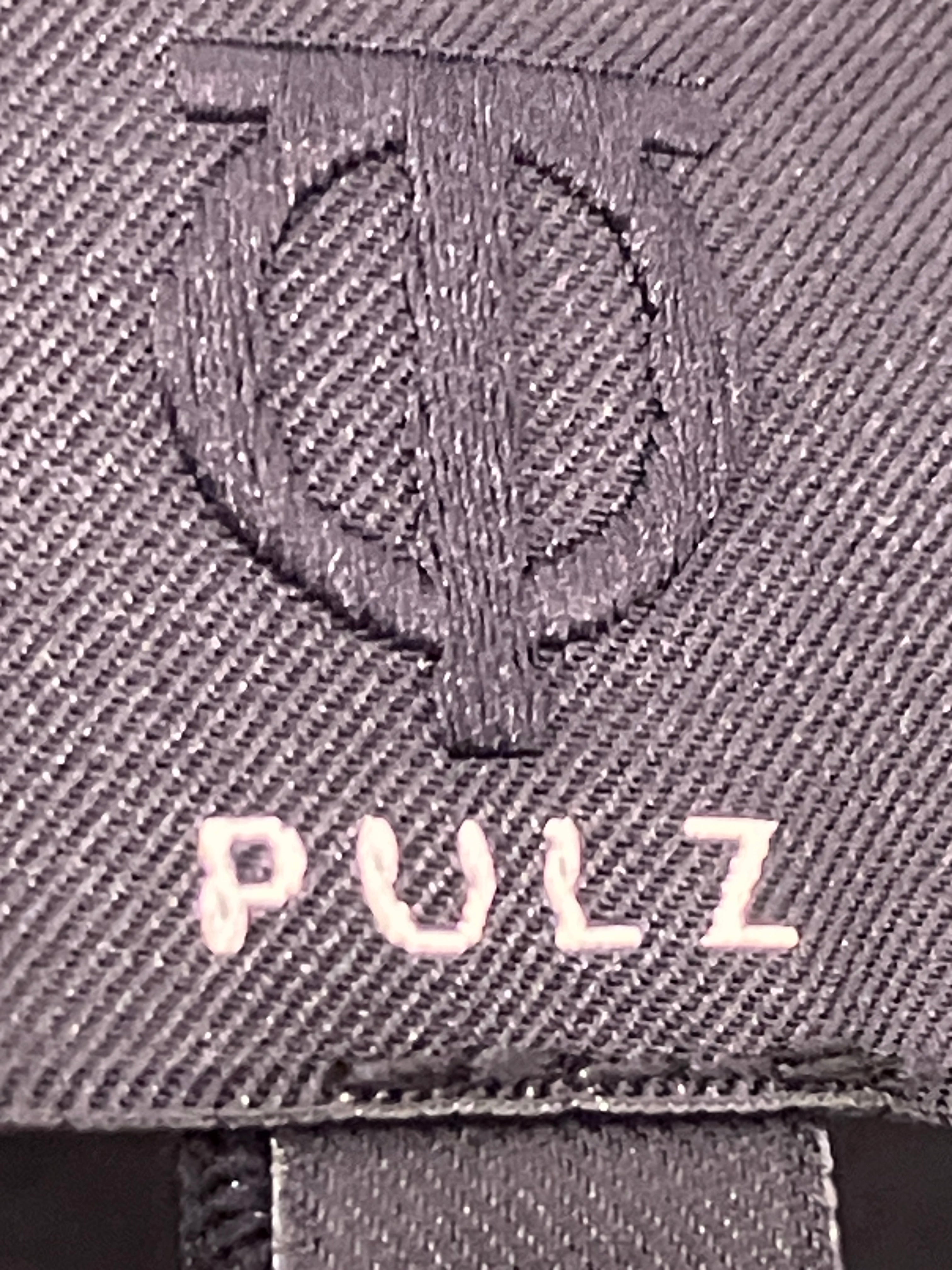 Pulz Nederdel