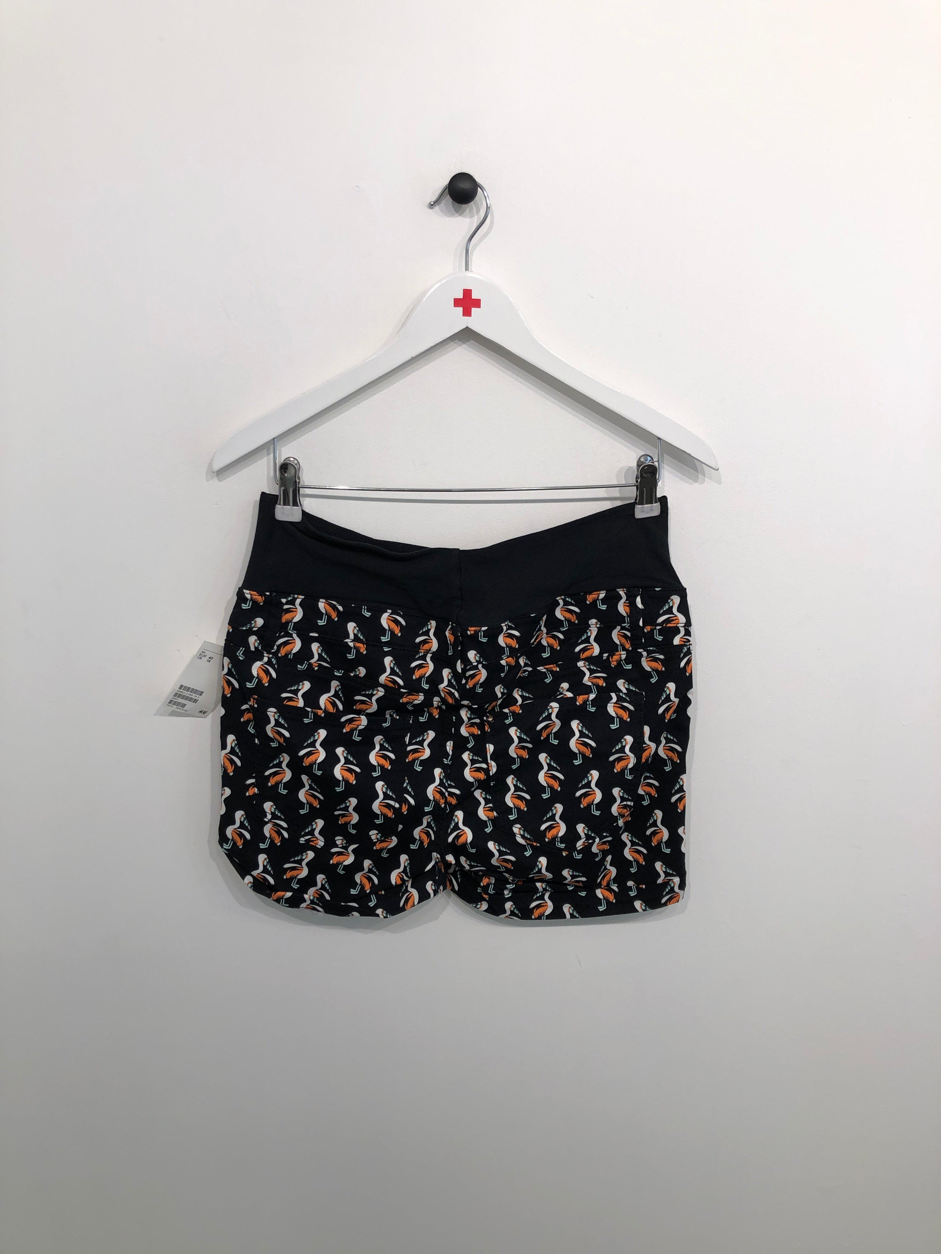 H&M Mama Shorts