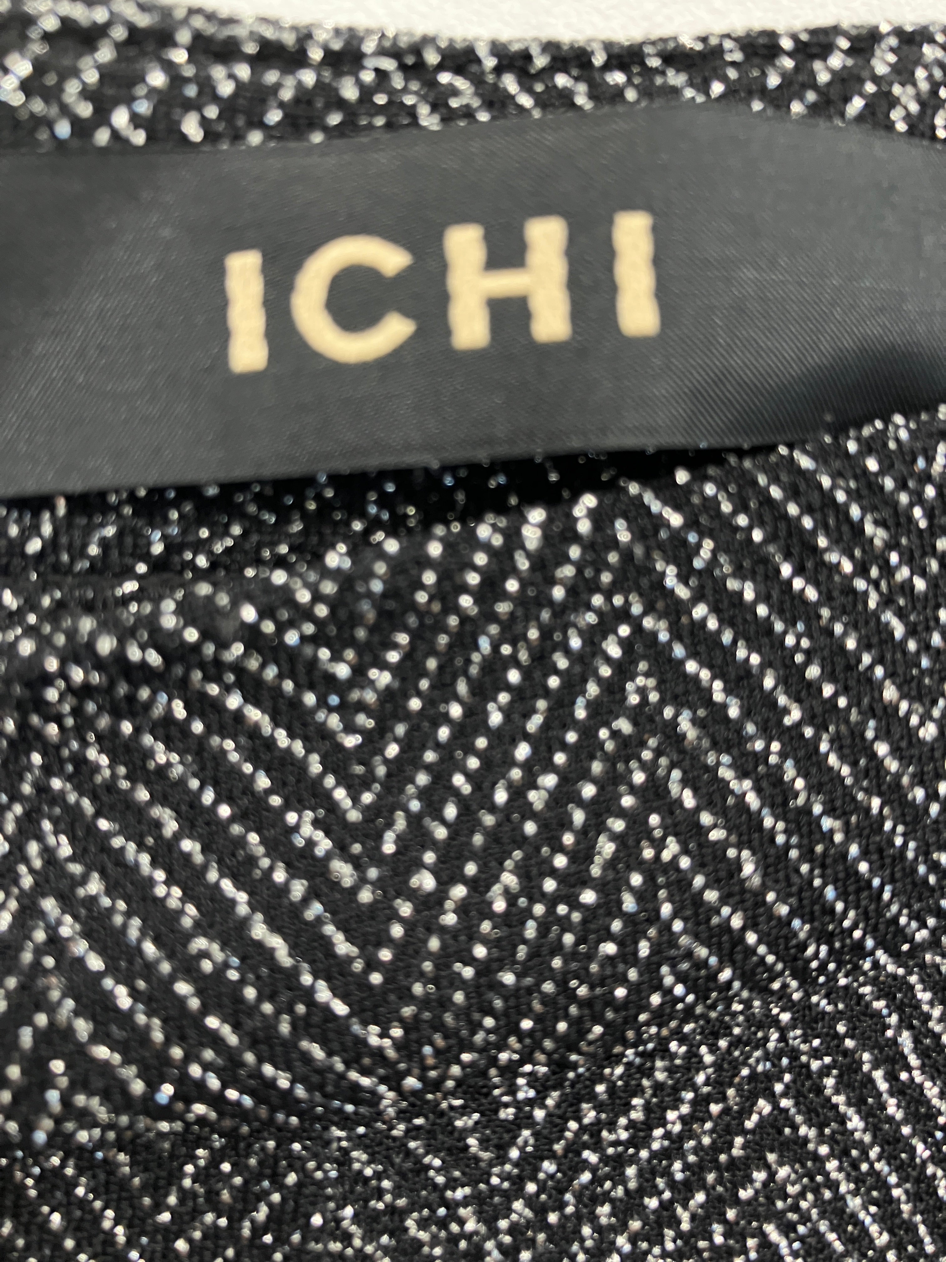 Ichi Bukser