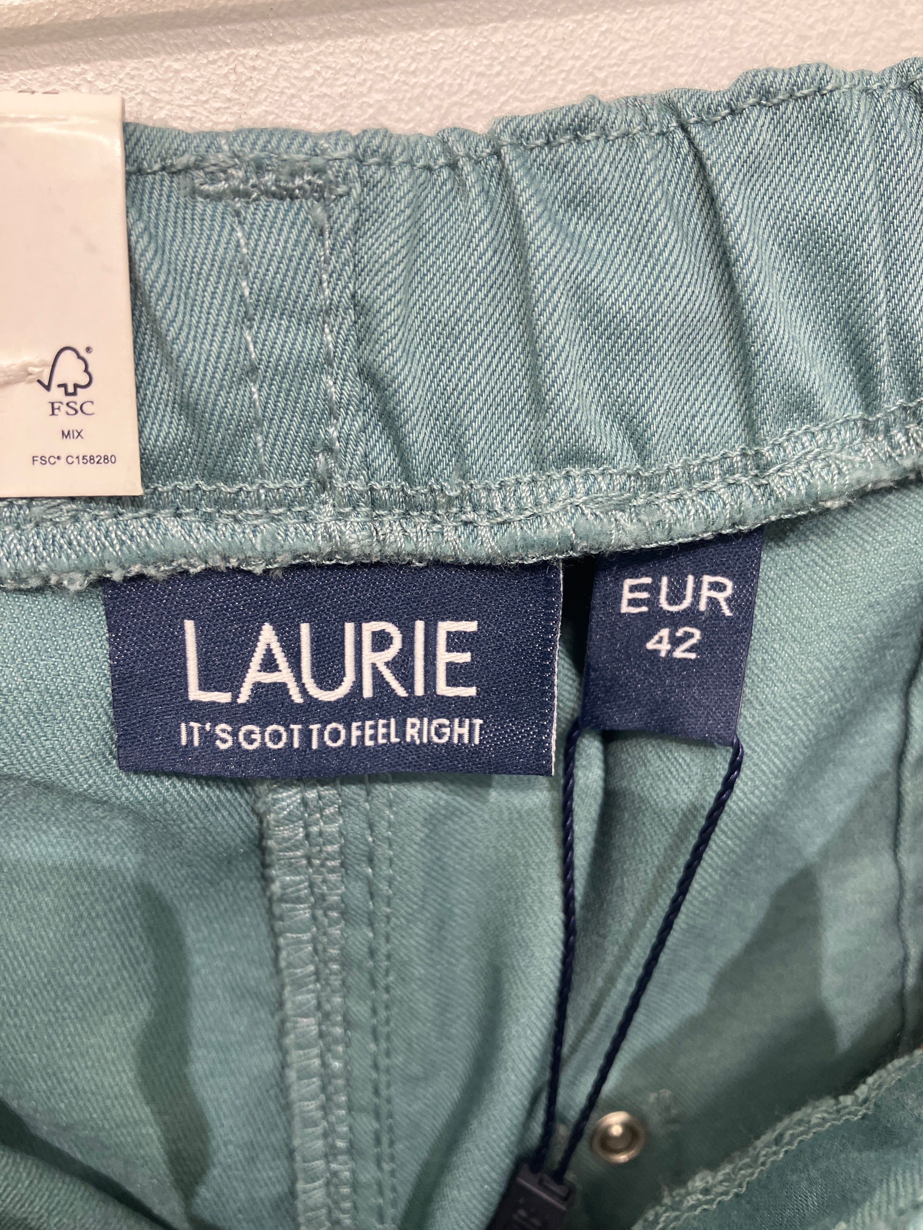 Laurie Bukser