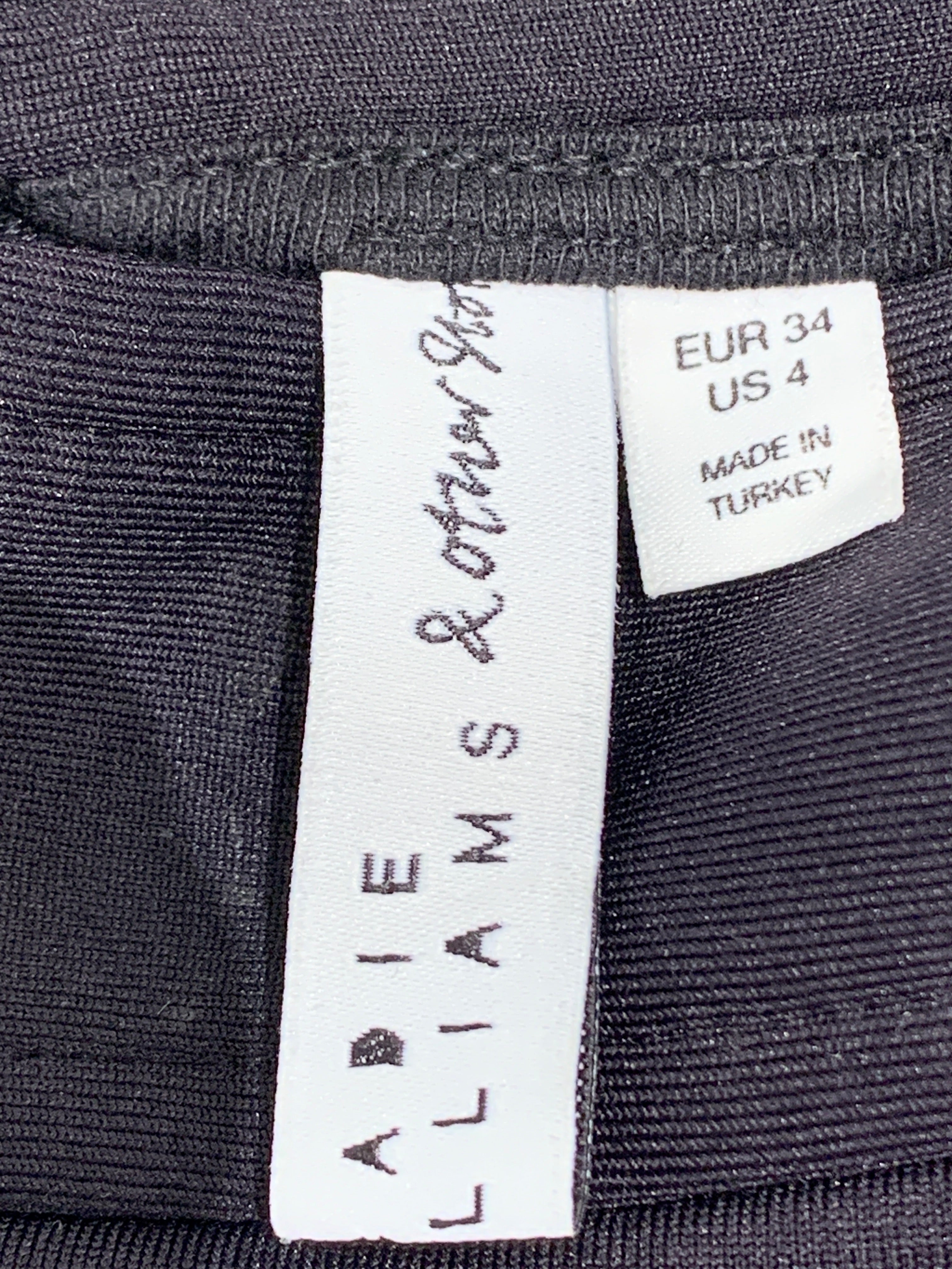 & Other Stories Shorts