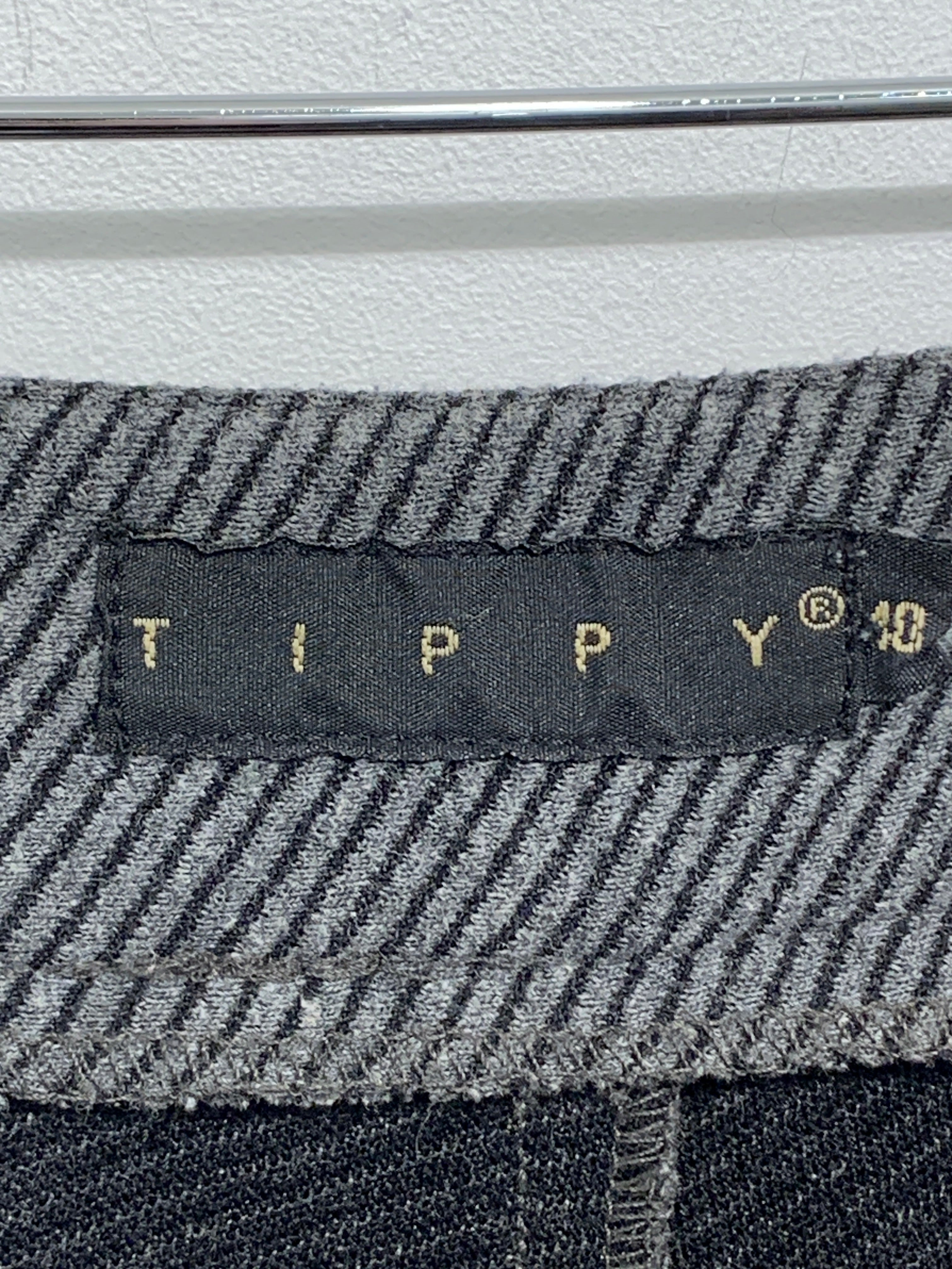 Tippy Bukser