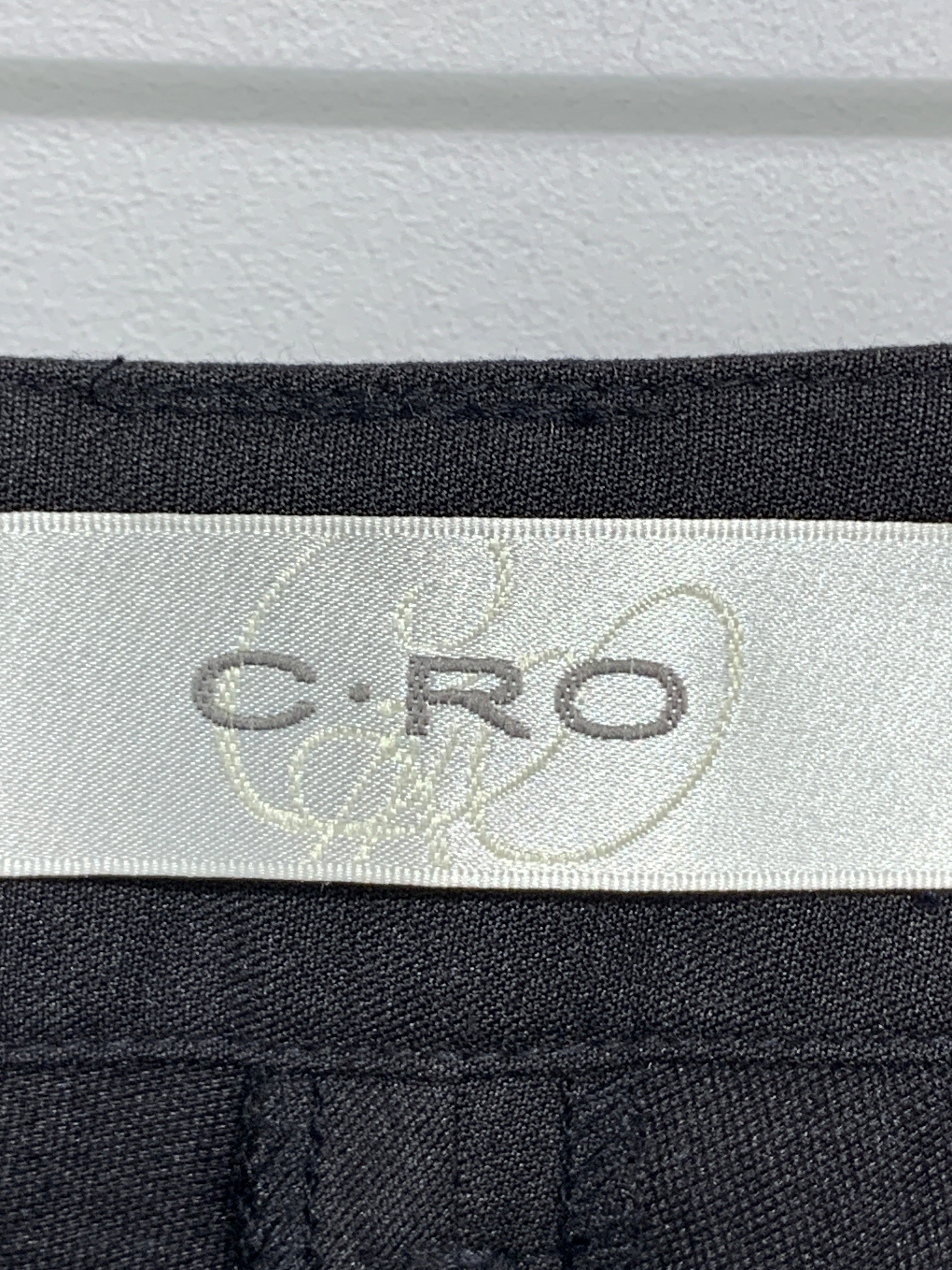 C.RO Bukser