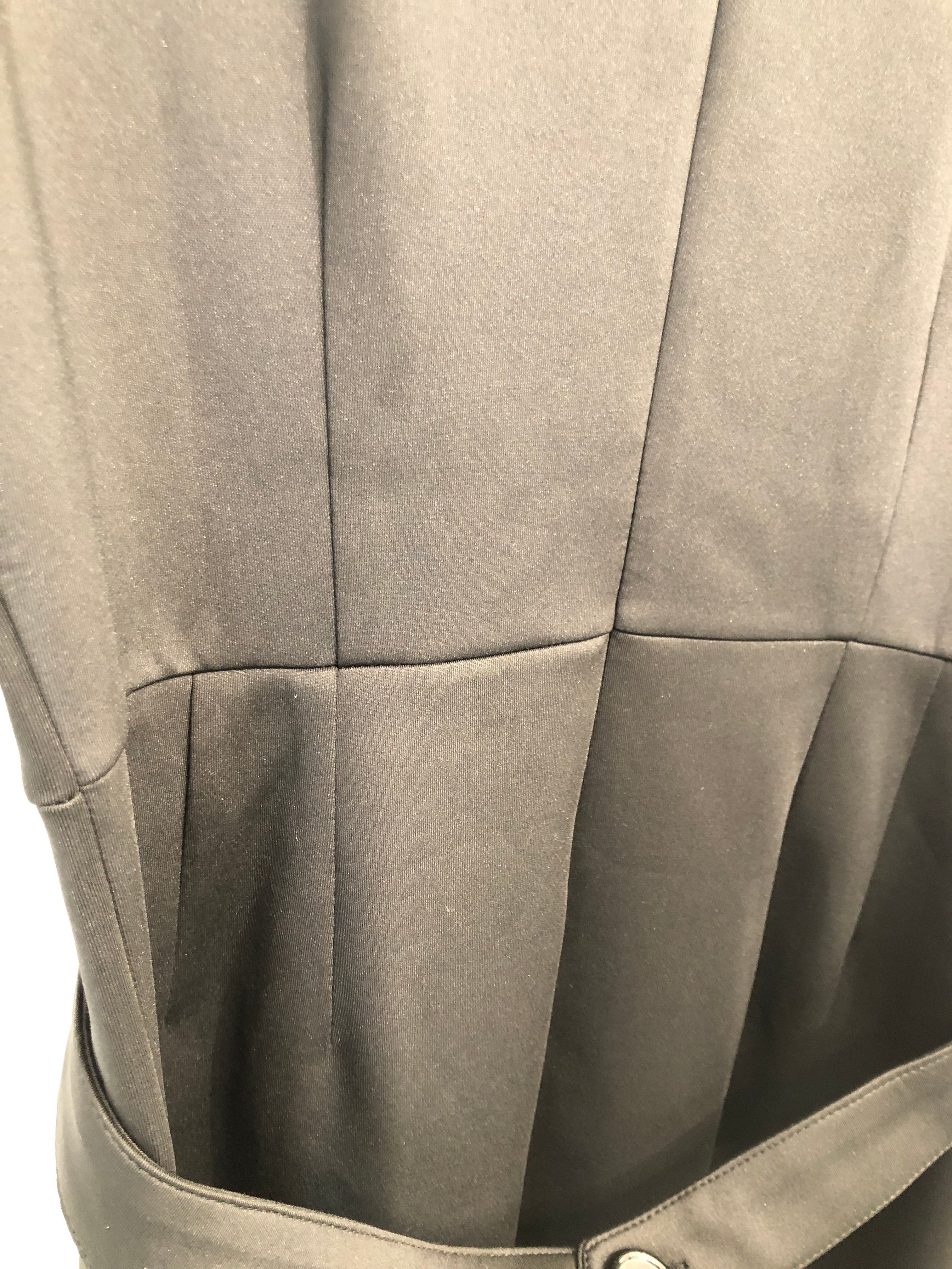 Mona's boutique kjole
