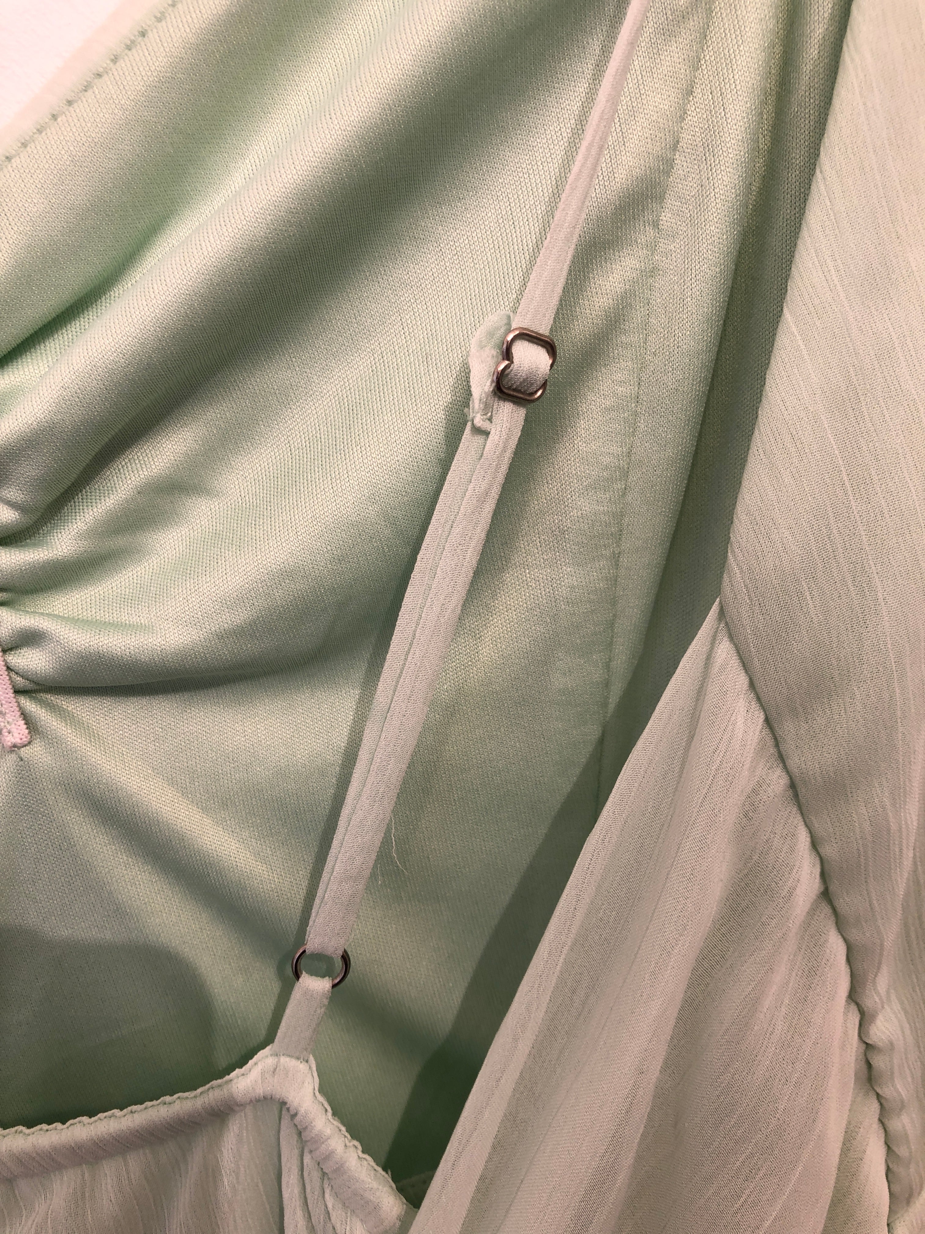 H&M festlig og kort kjole