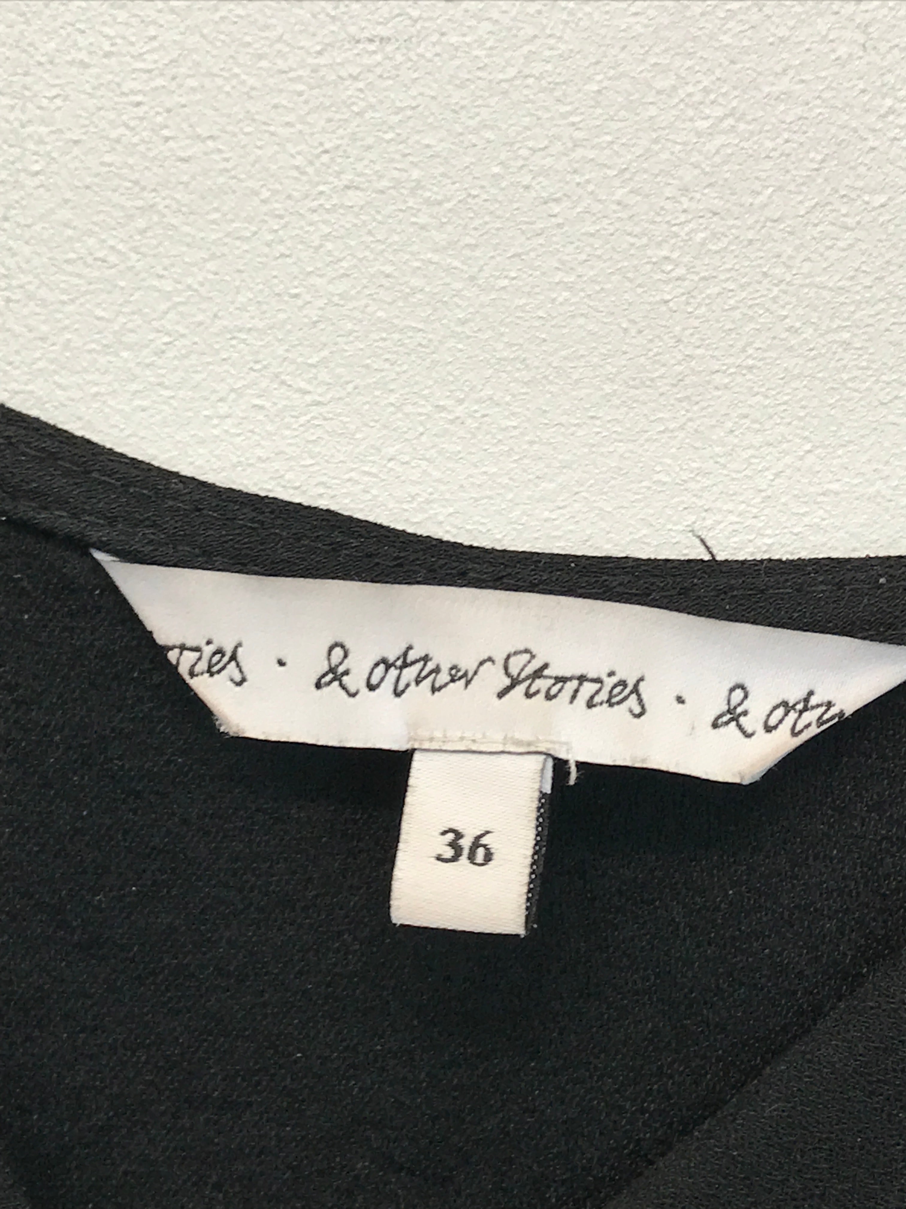 & Other Stories Buksedragt
