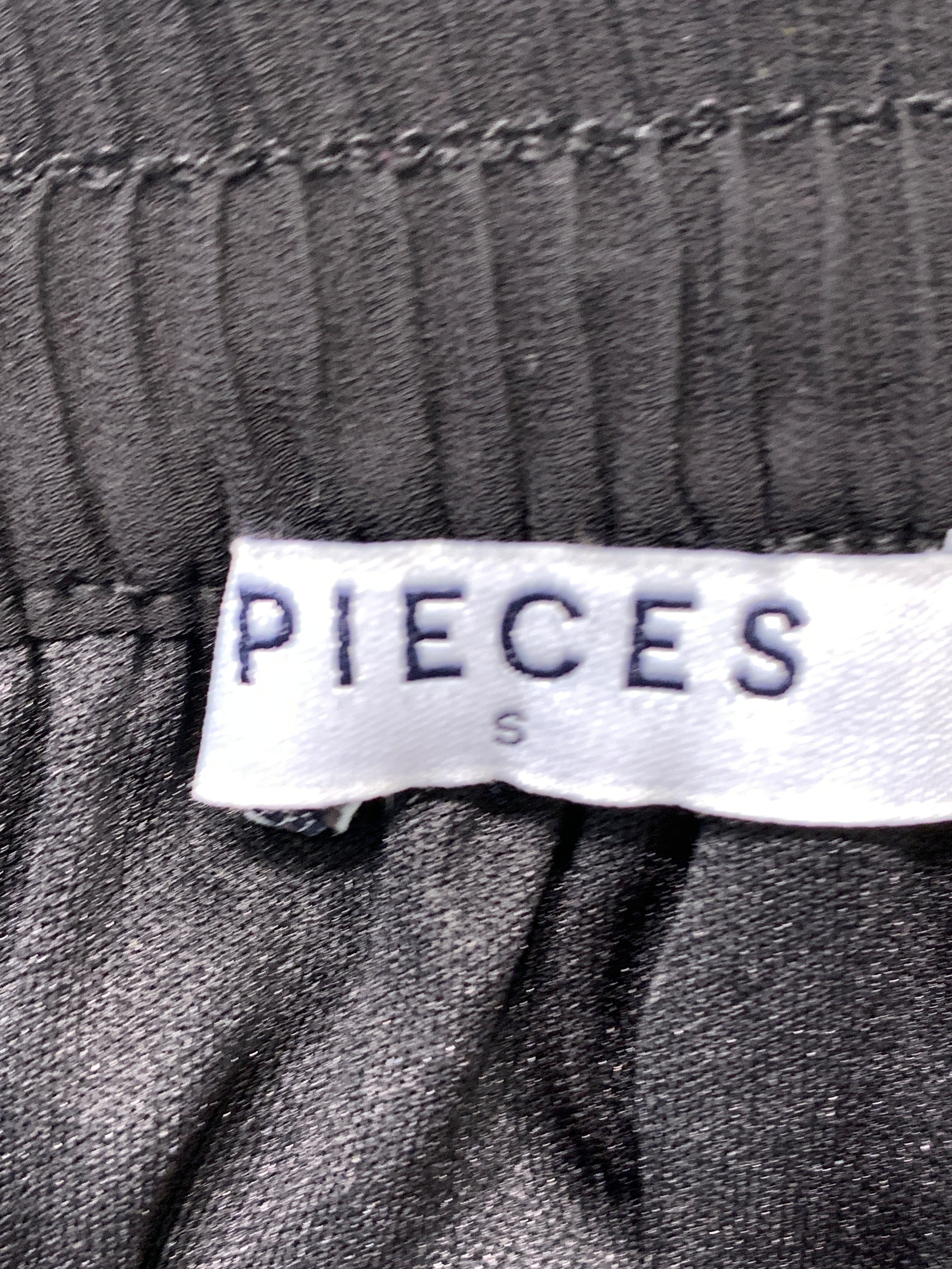 Pieces Nederdel