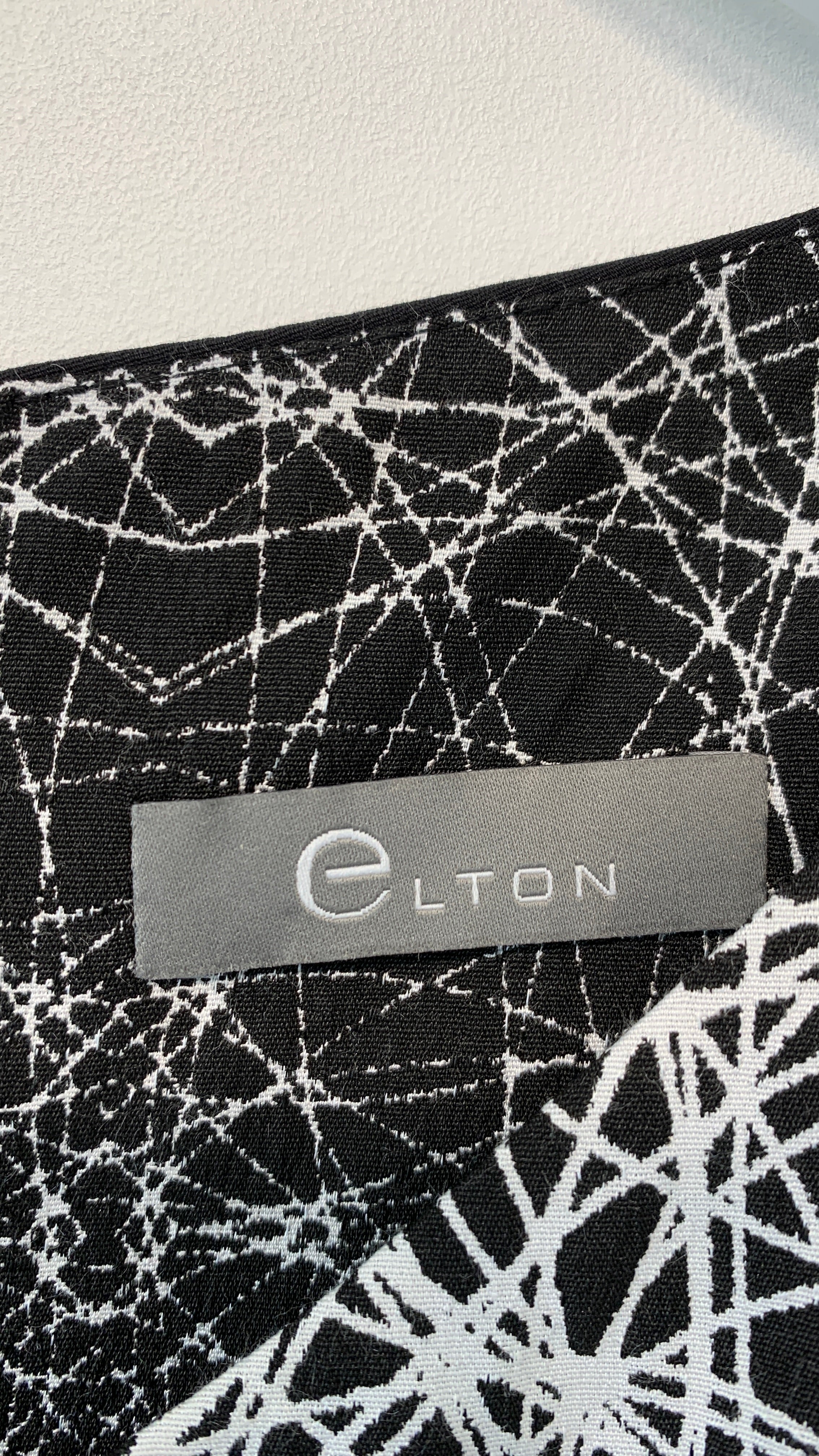 Elton Kjole