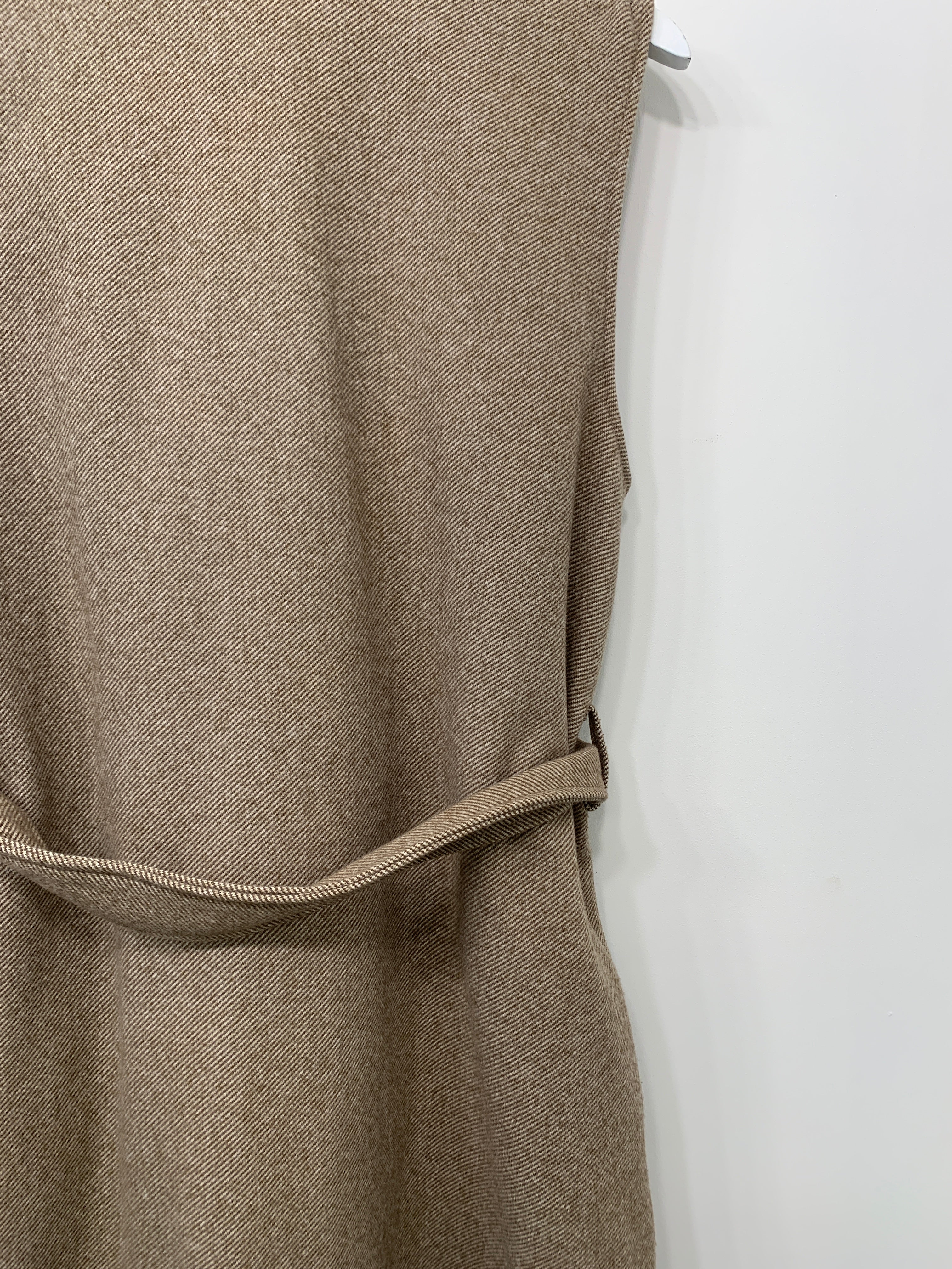 Pieces Vest