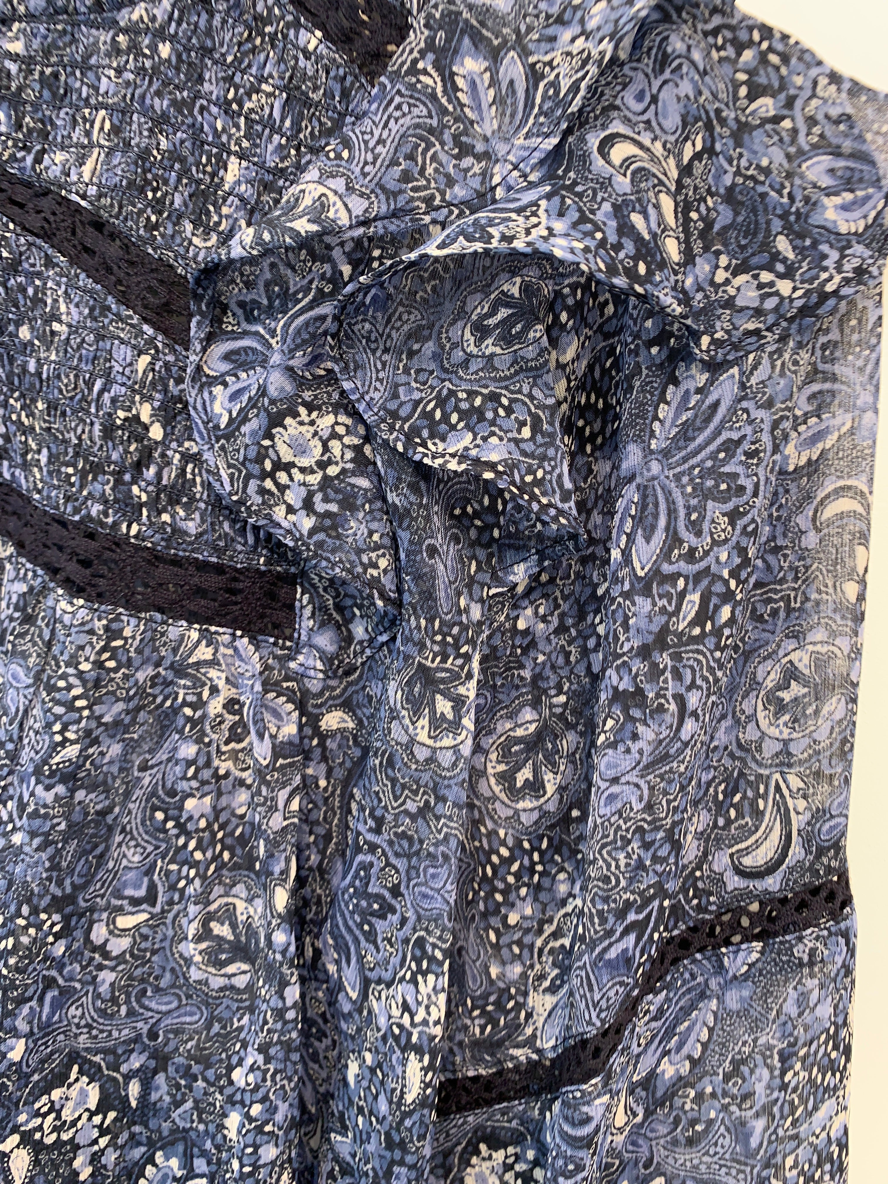 Neo Noir Bluse