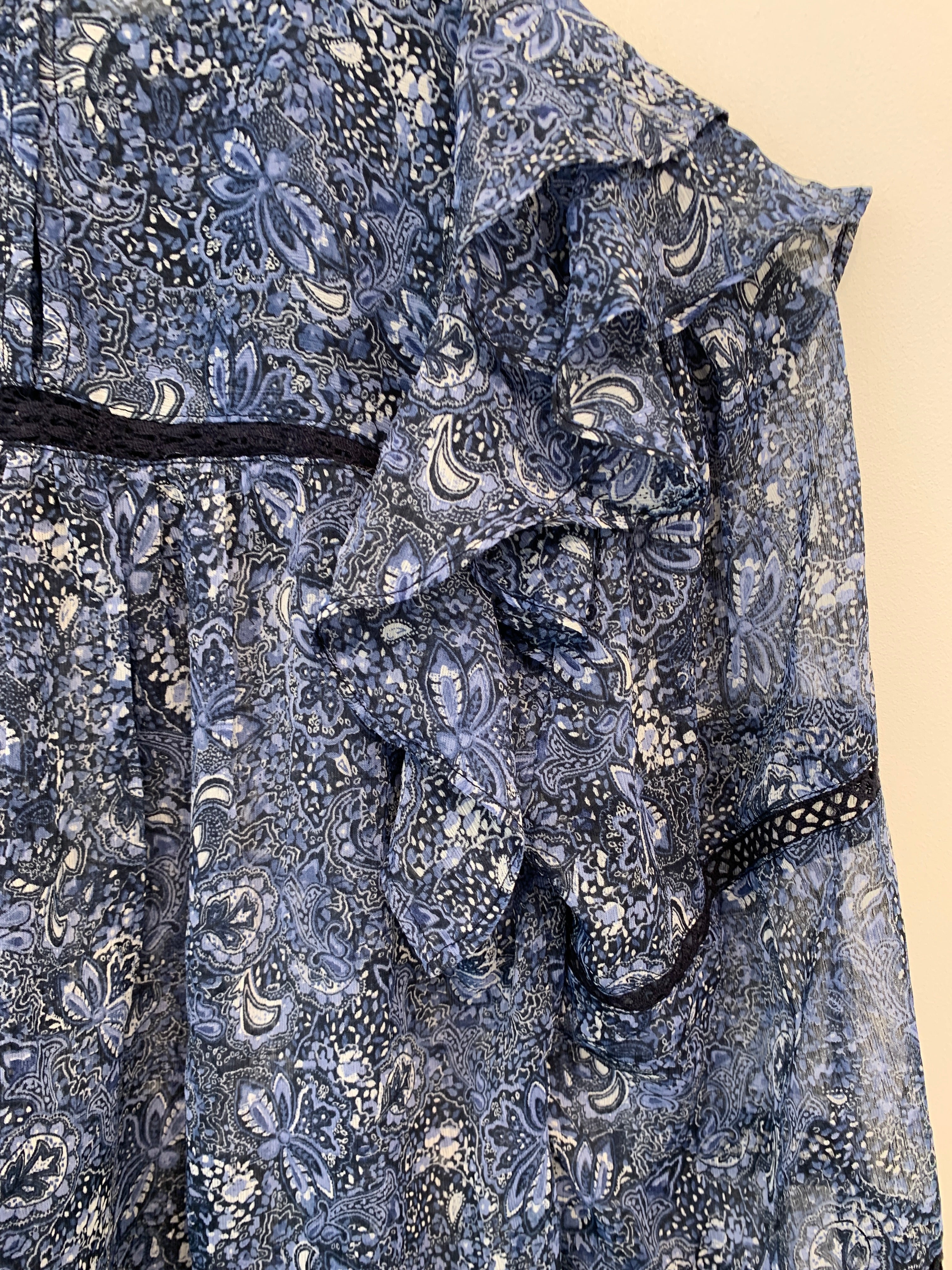 Neo Noir Bluse