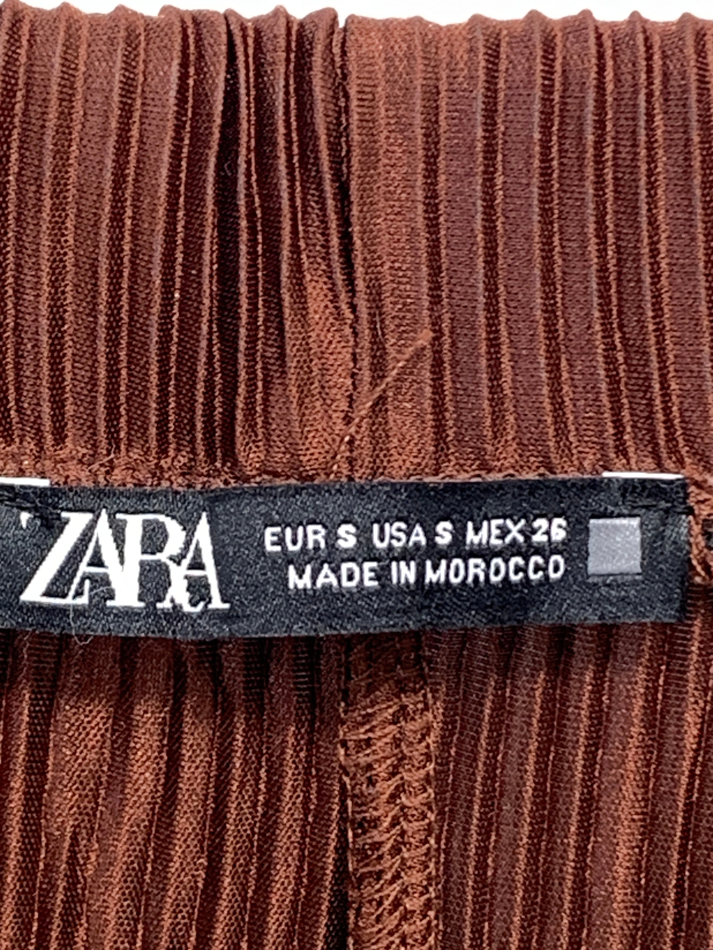 Zara Bukser