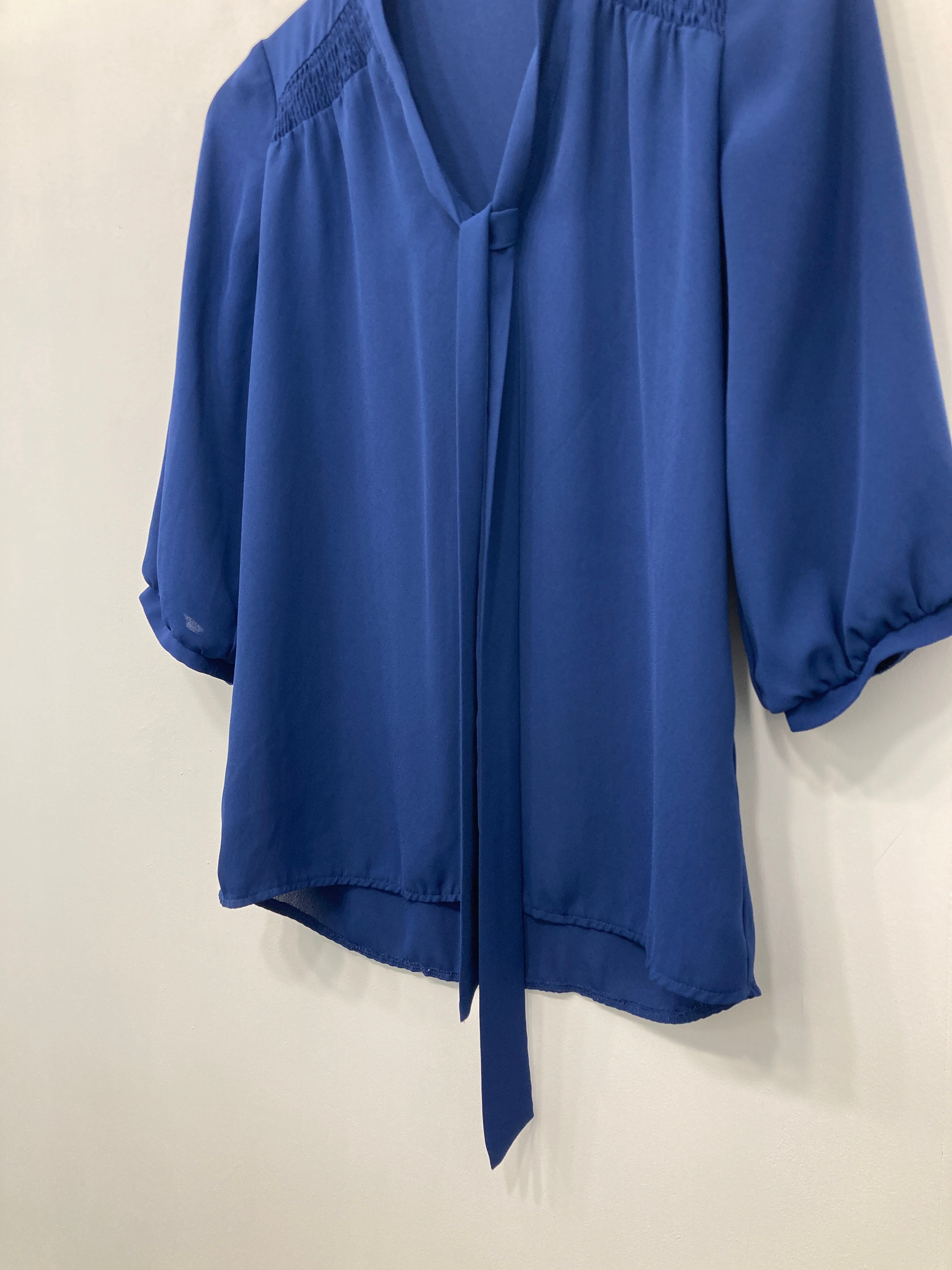 Atmosphere Bluse