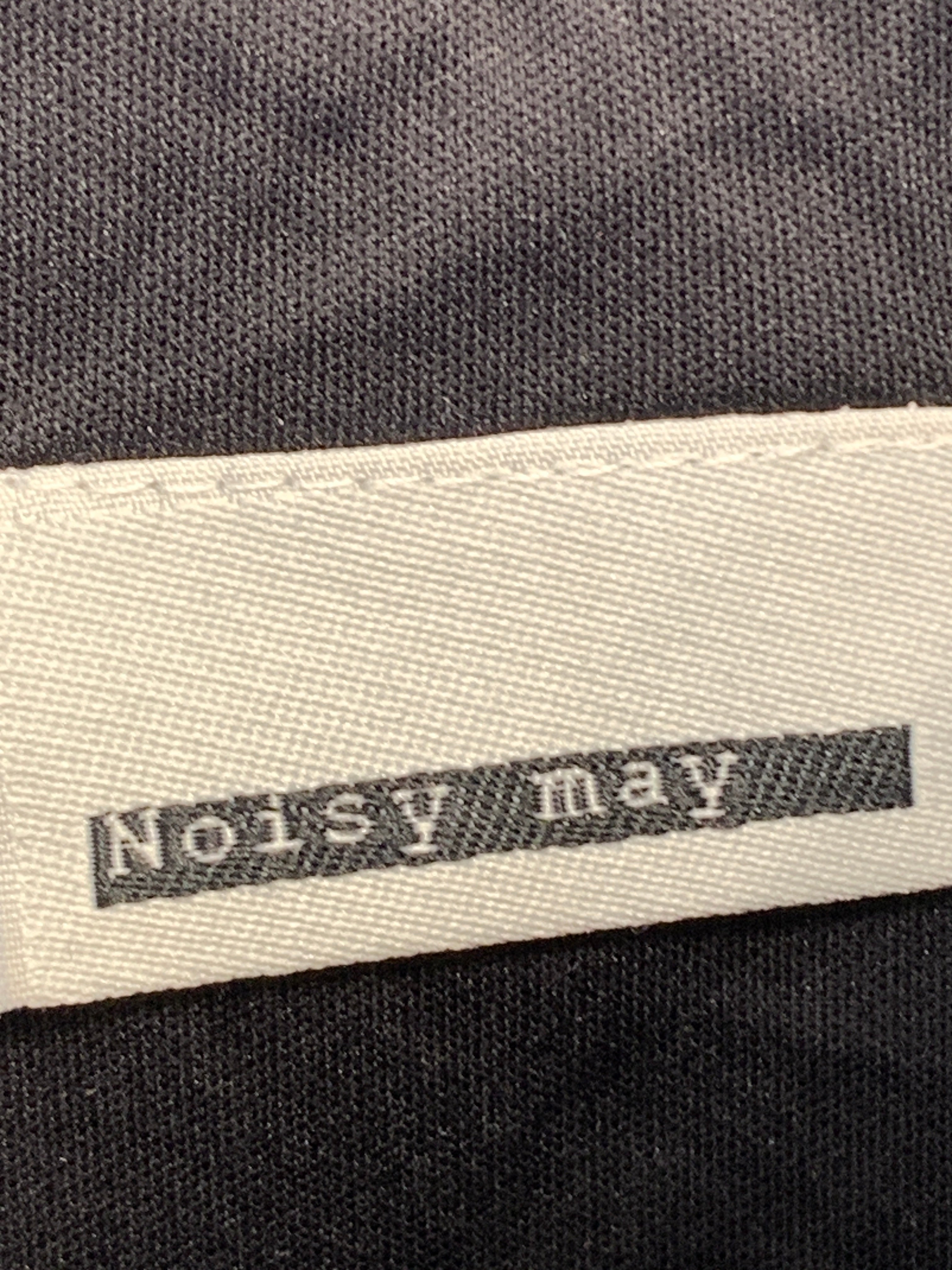 Noisy May Top
