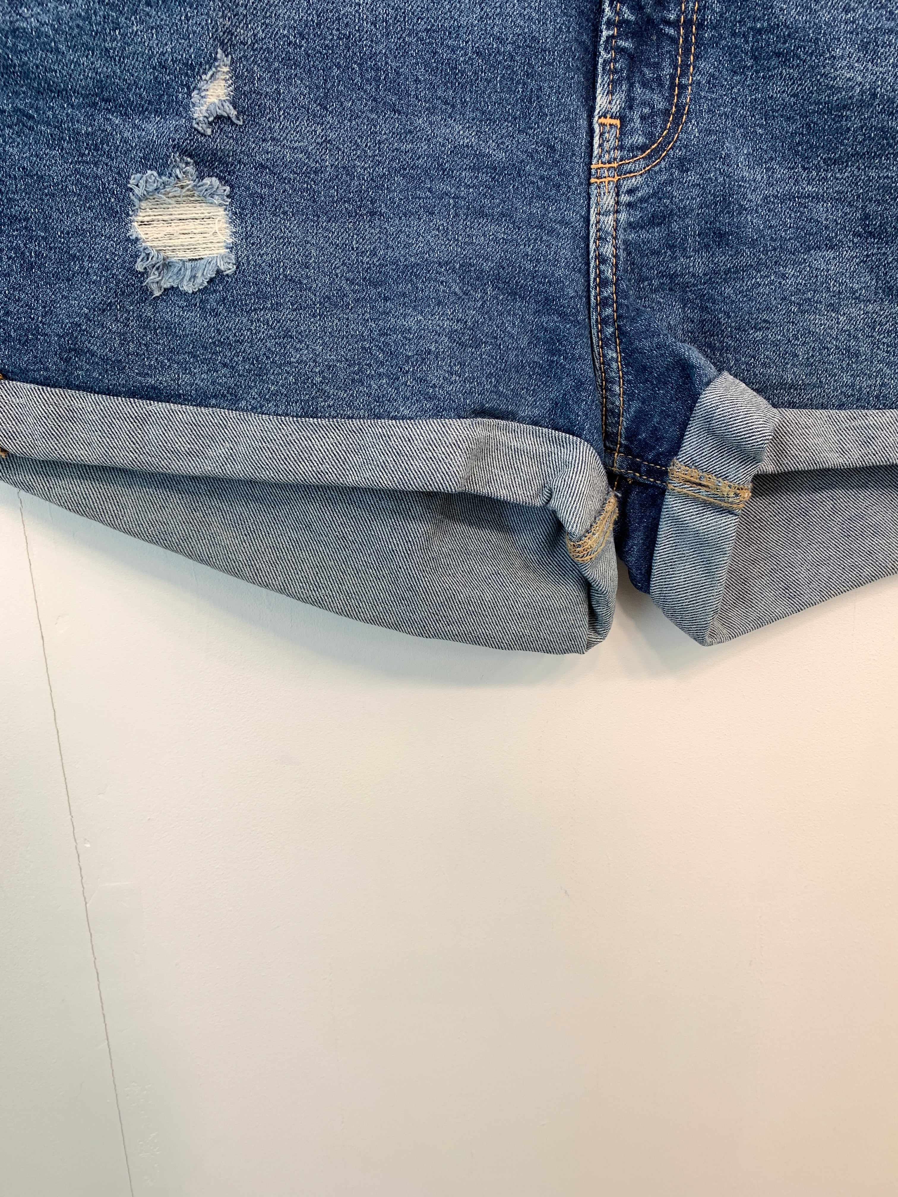Bershka Shorts