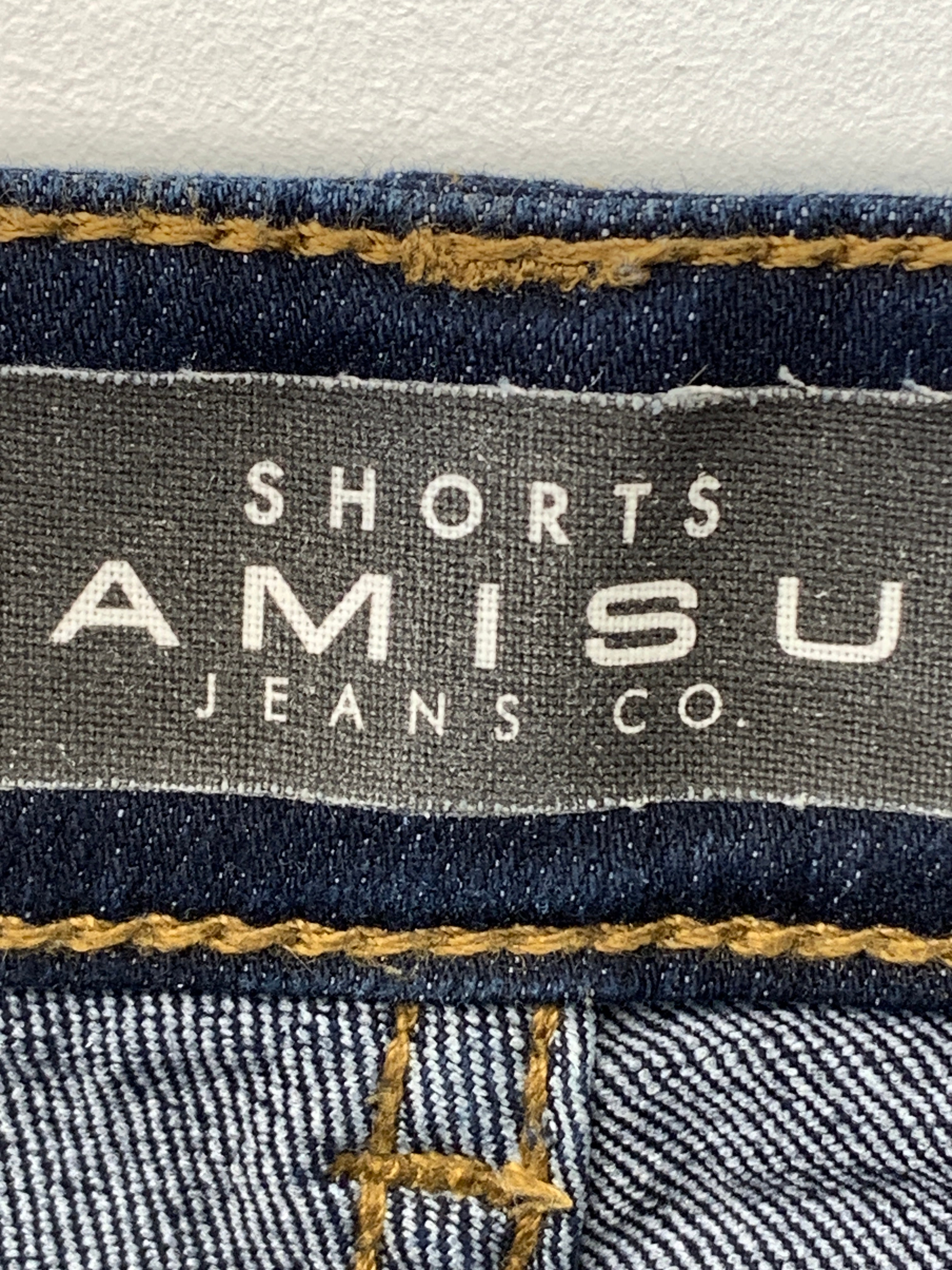 Amisu Shorts