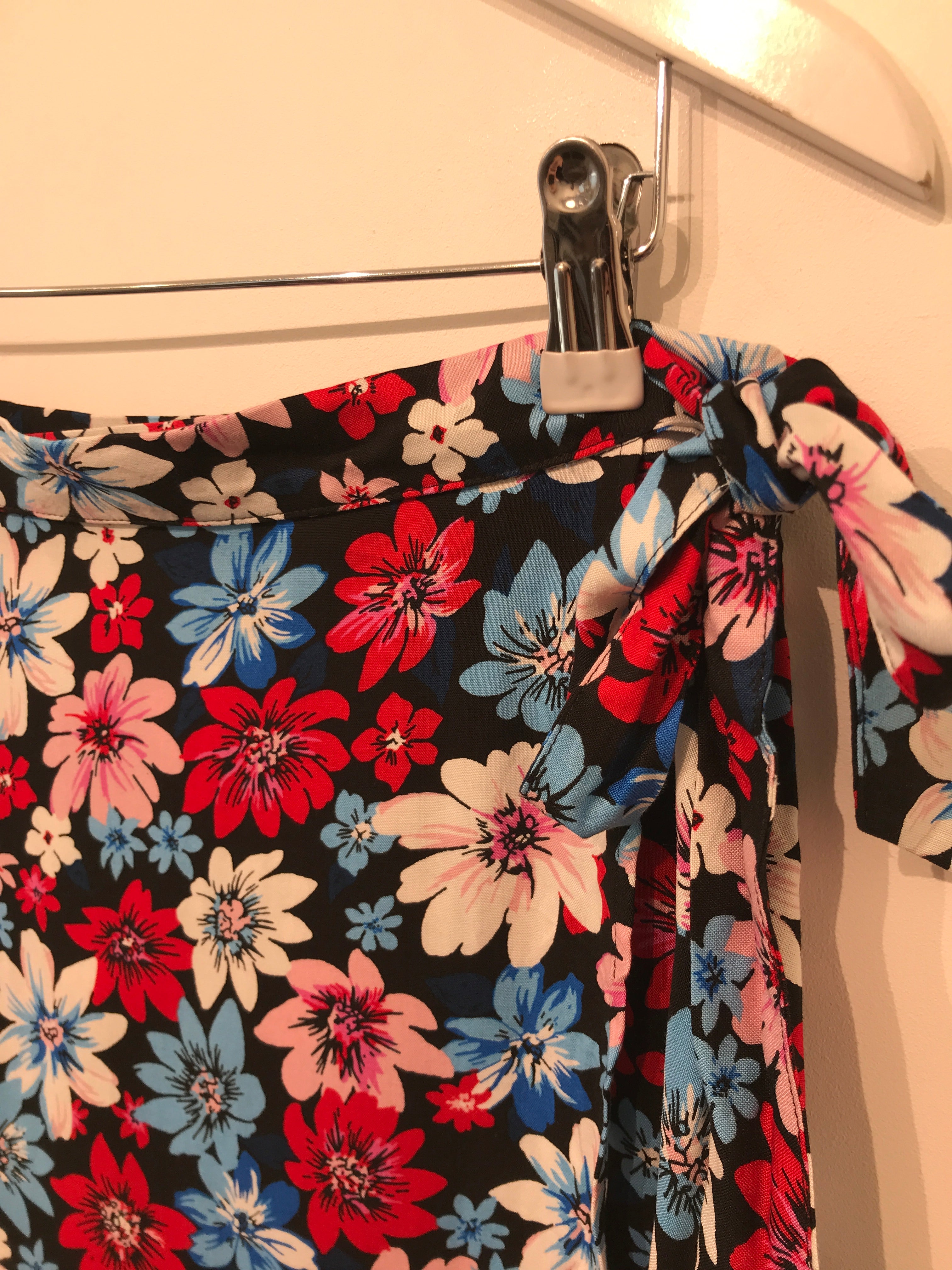 DIVIDED (H&M) nederdel