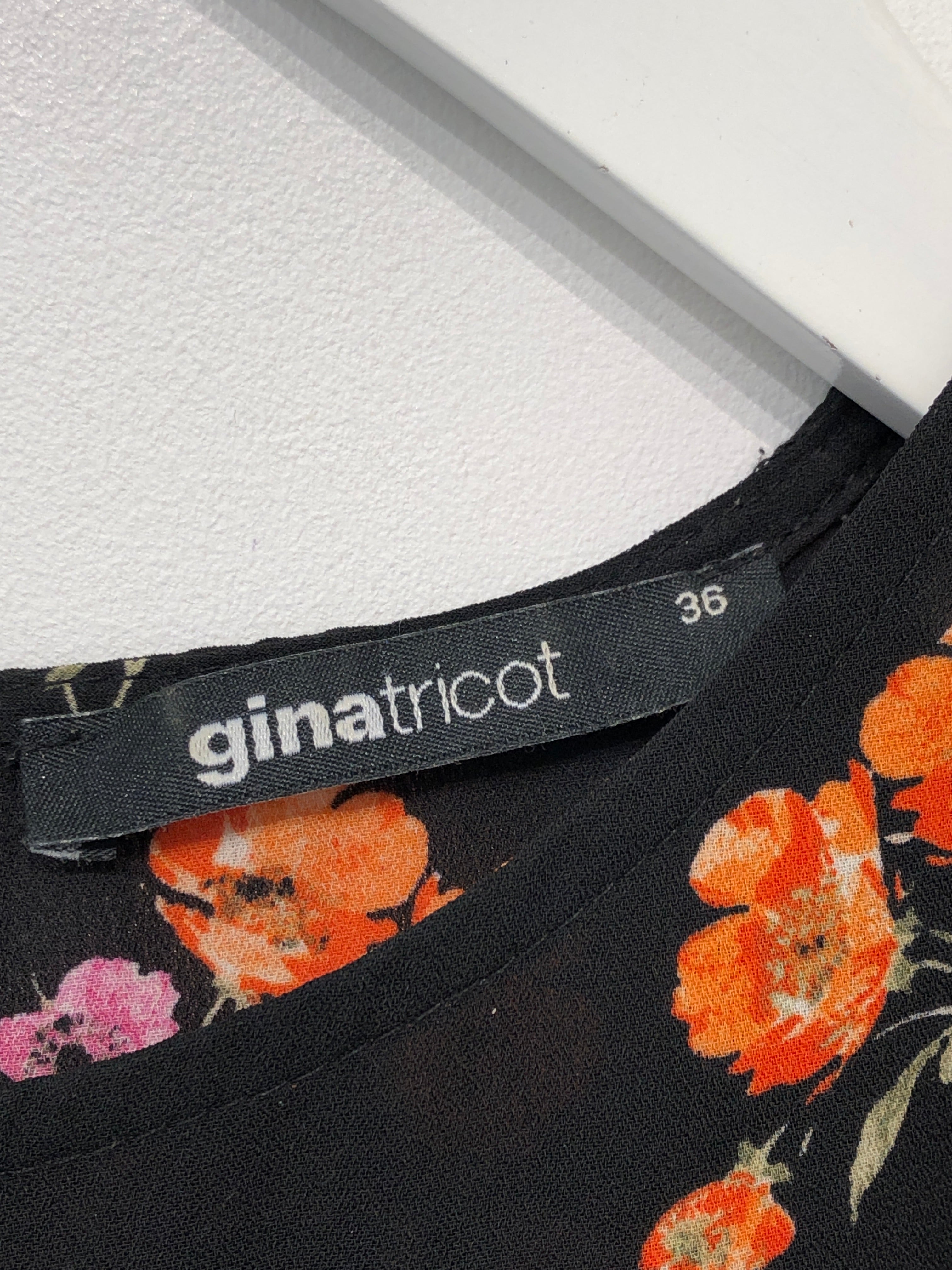 Ginatricot Kjole