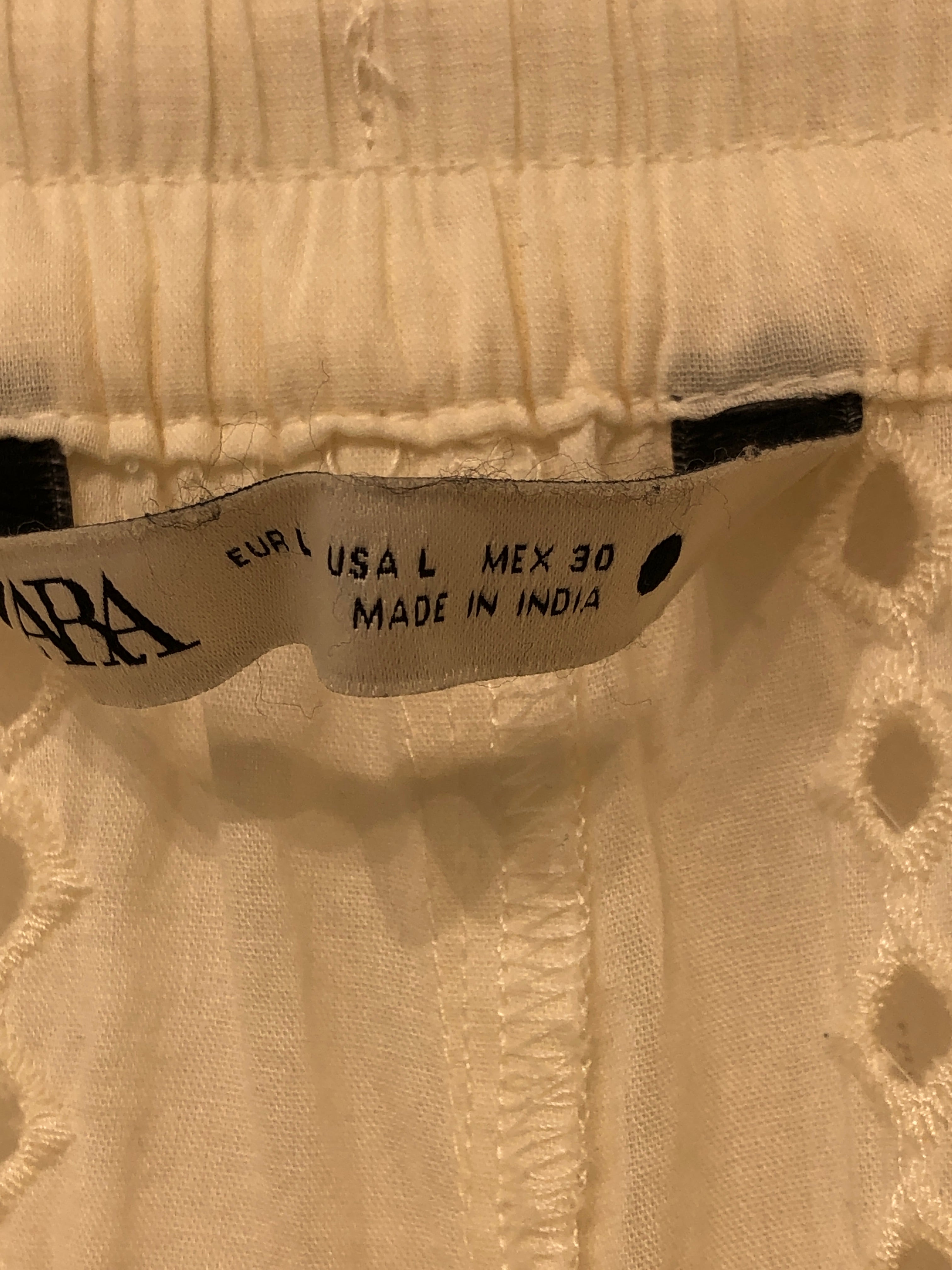 Zara Bukser