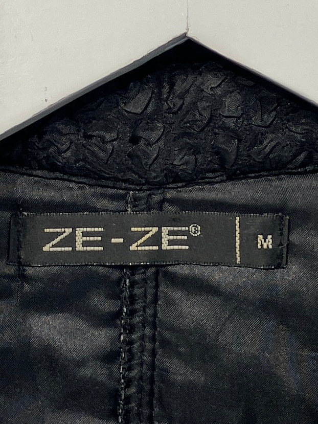 Ze-Ze Jakke