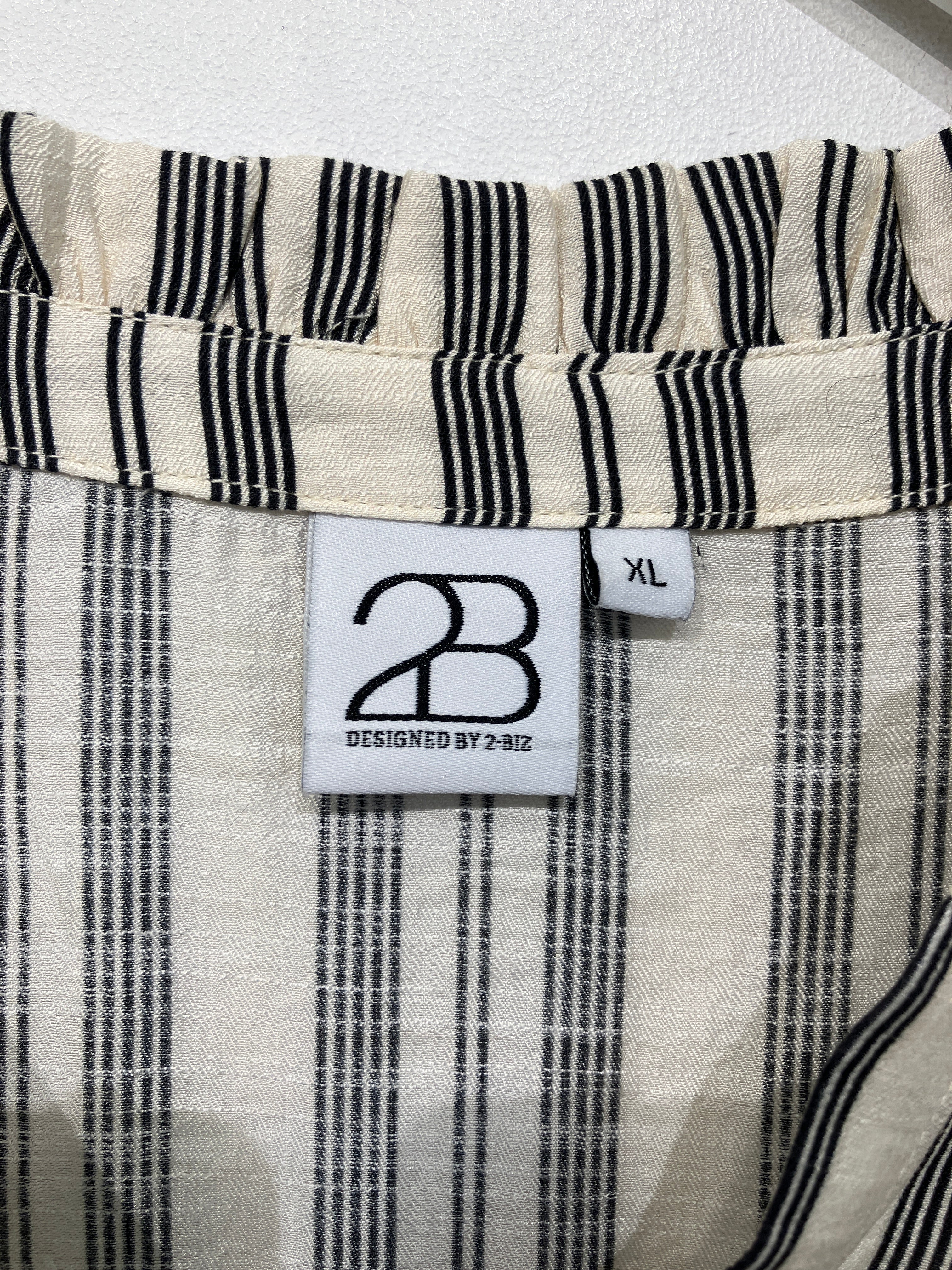2-Biz Bluse