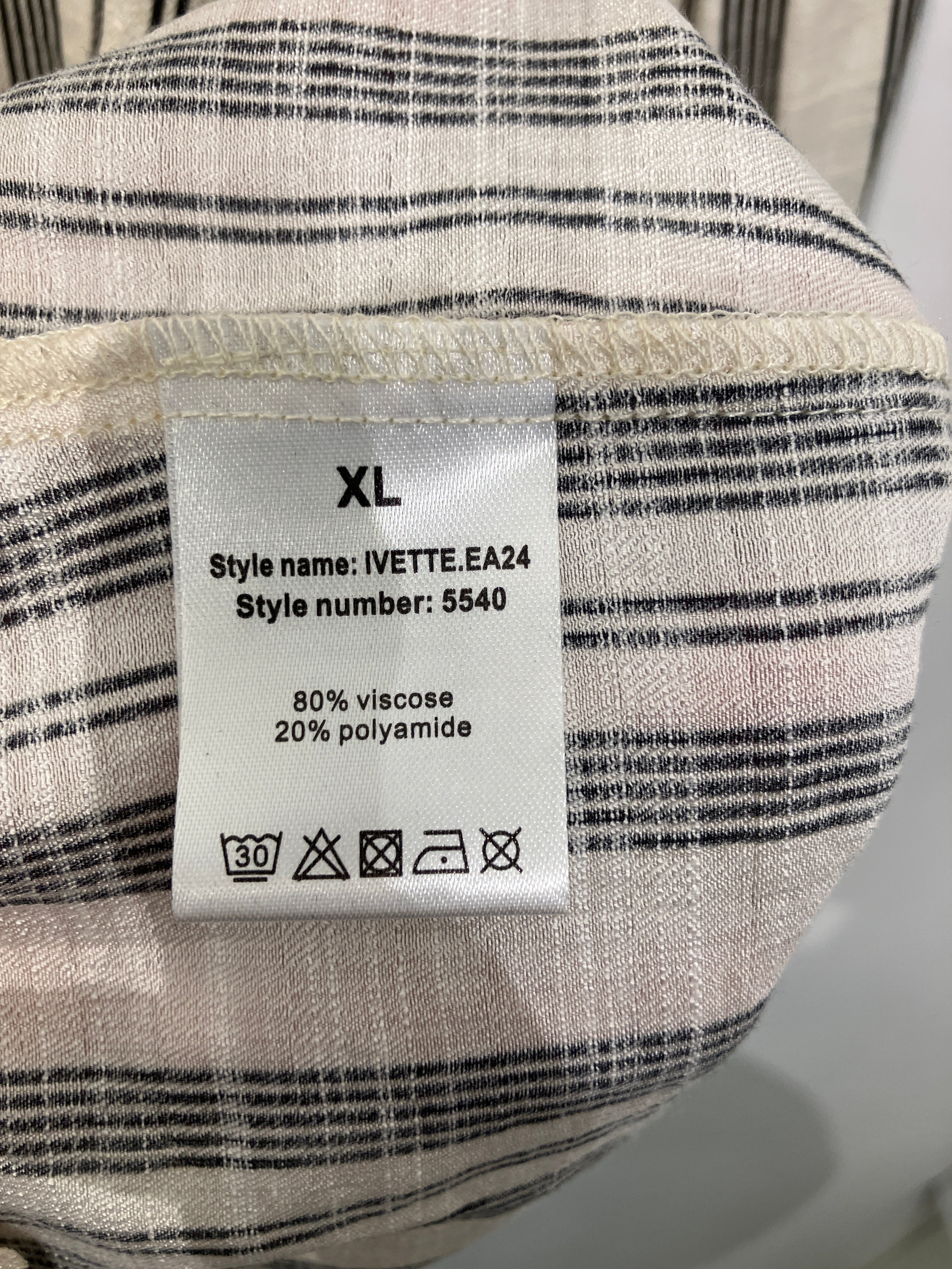 2-Biz Bluse
