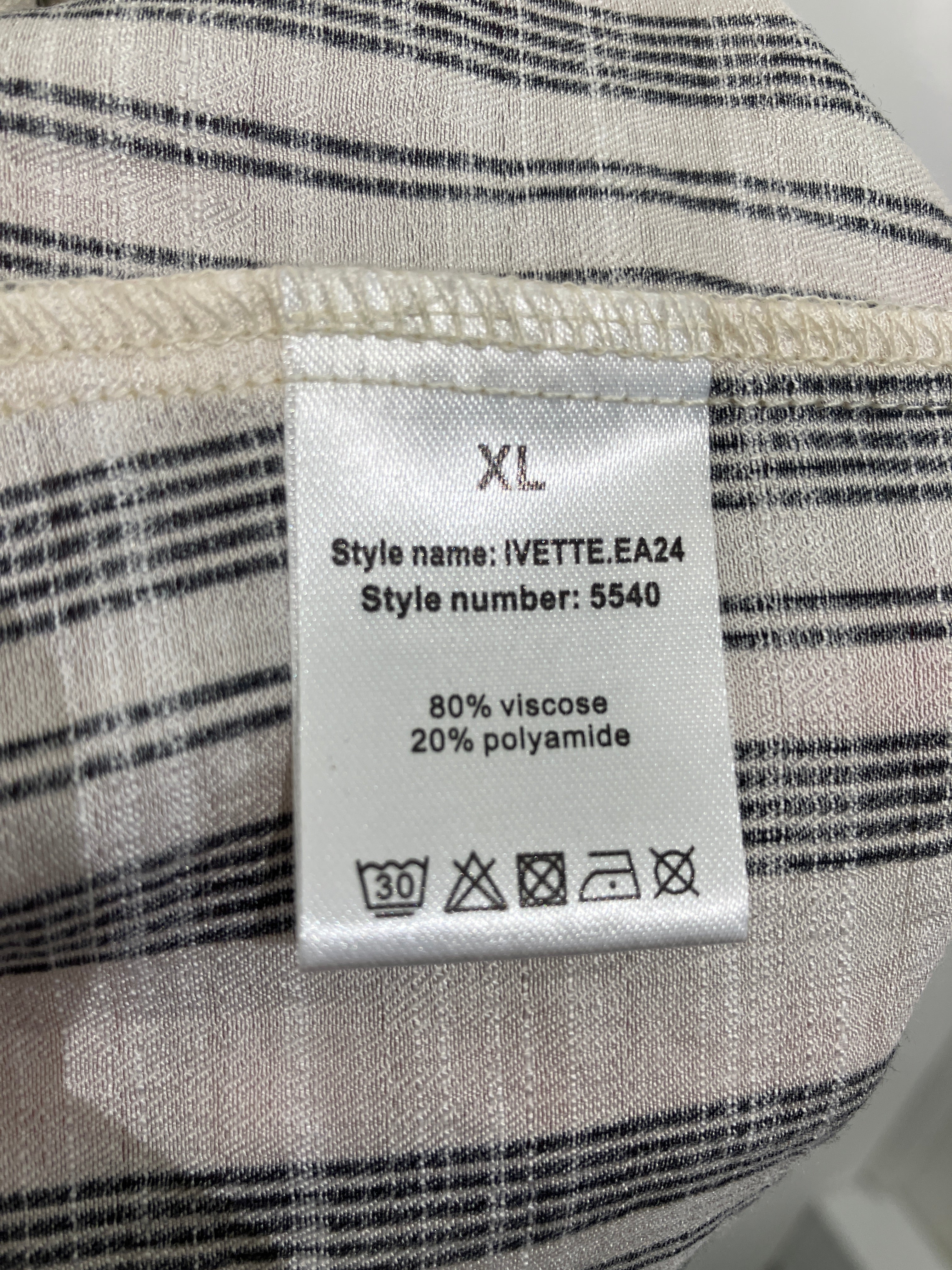 2-Biz Bluse