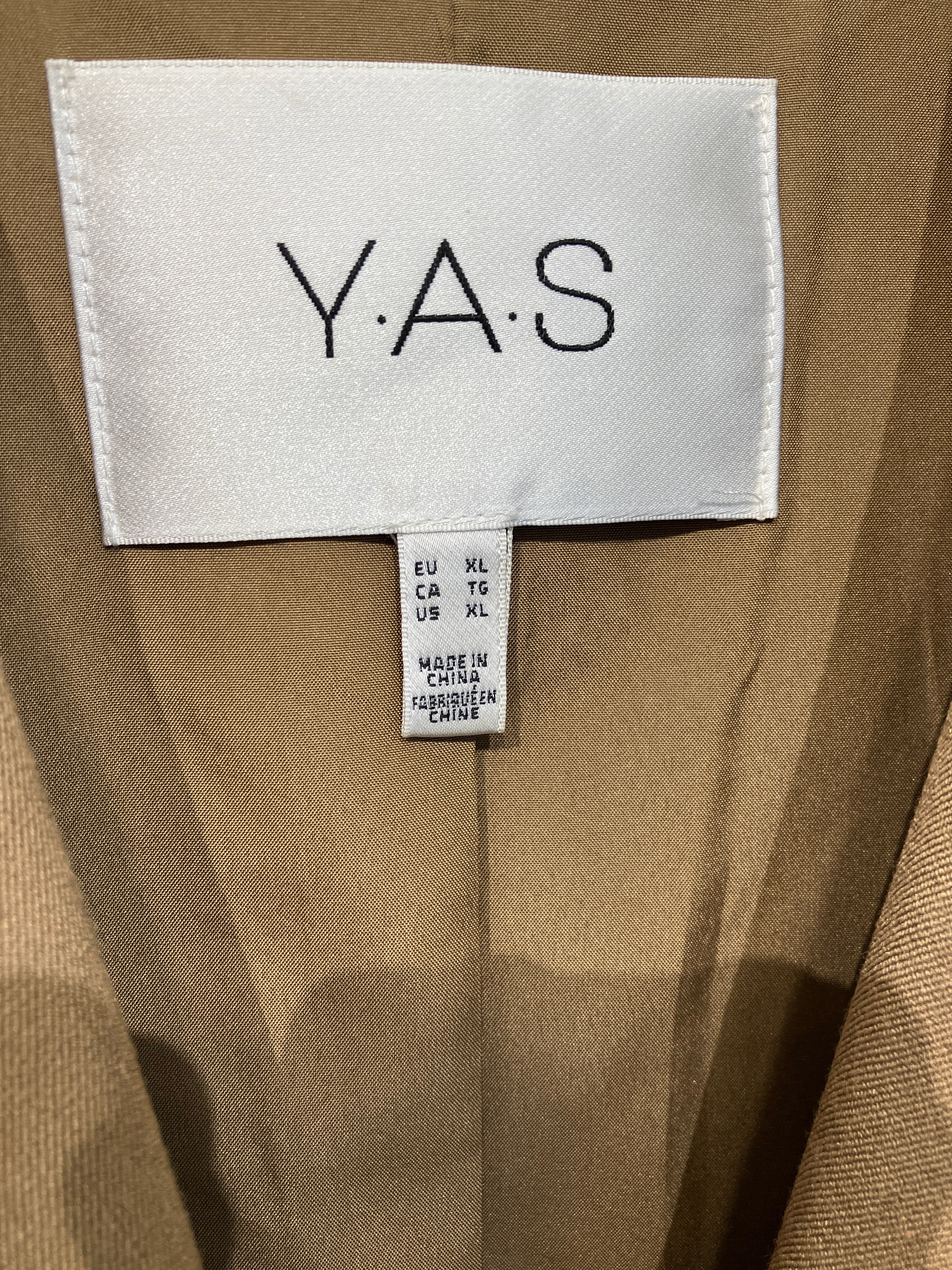 YAS Vest