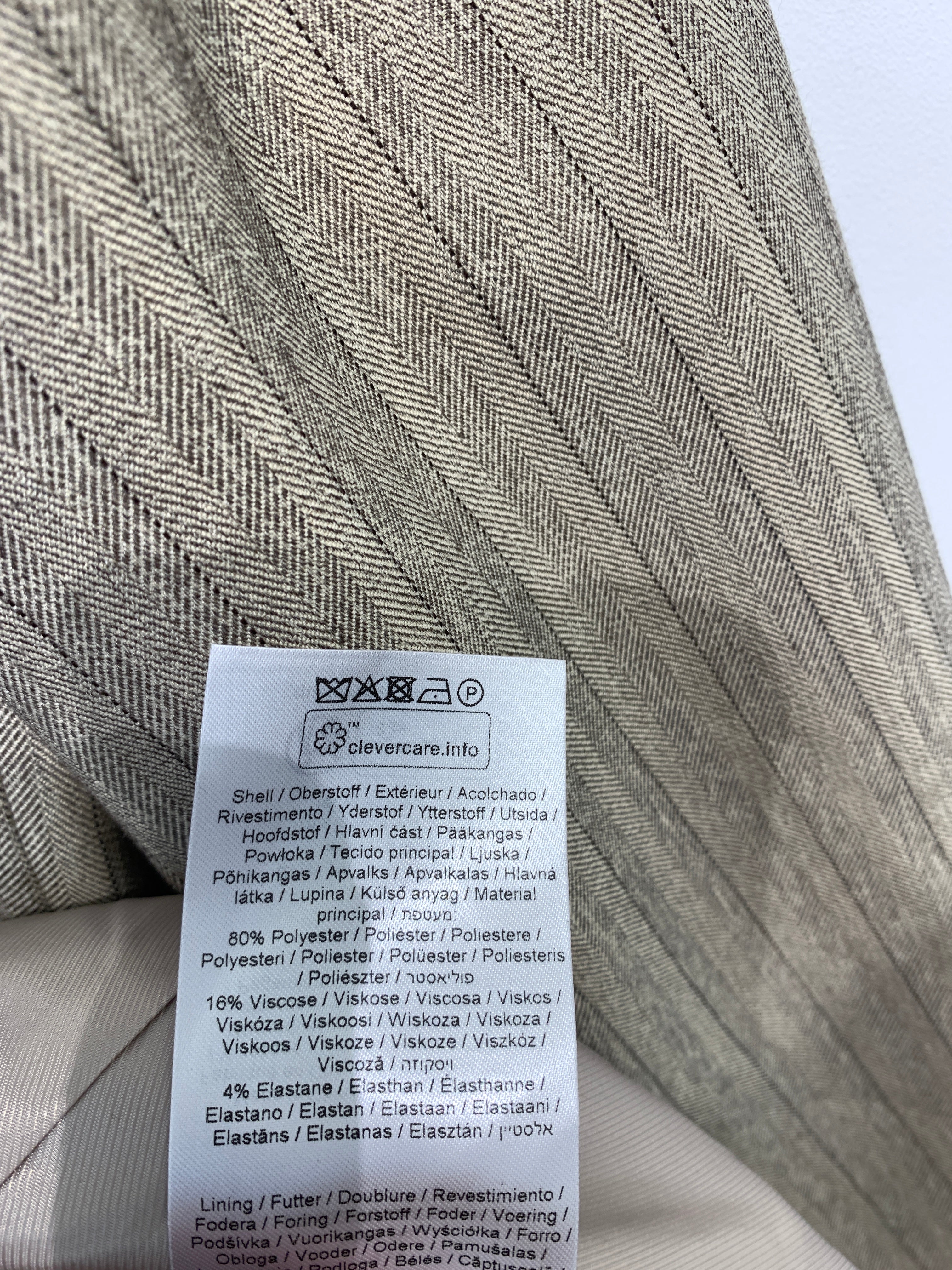 Moves Blazer