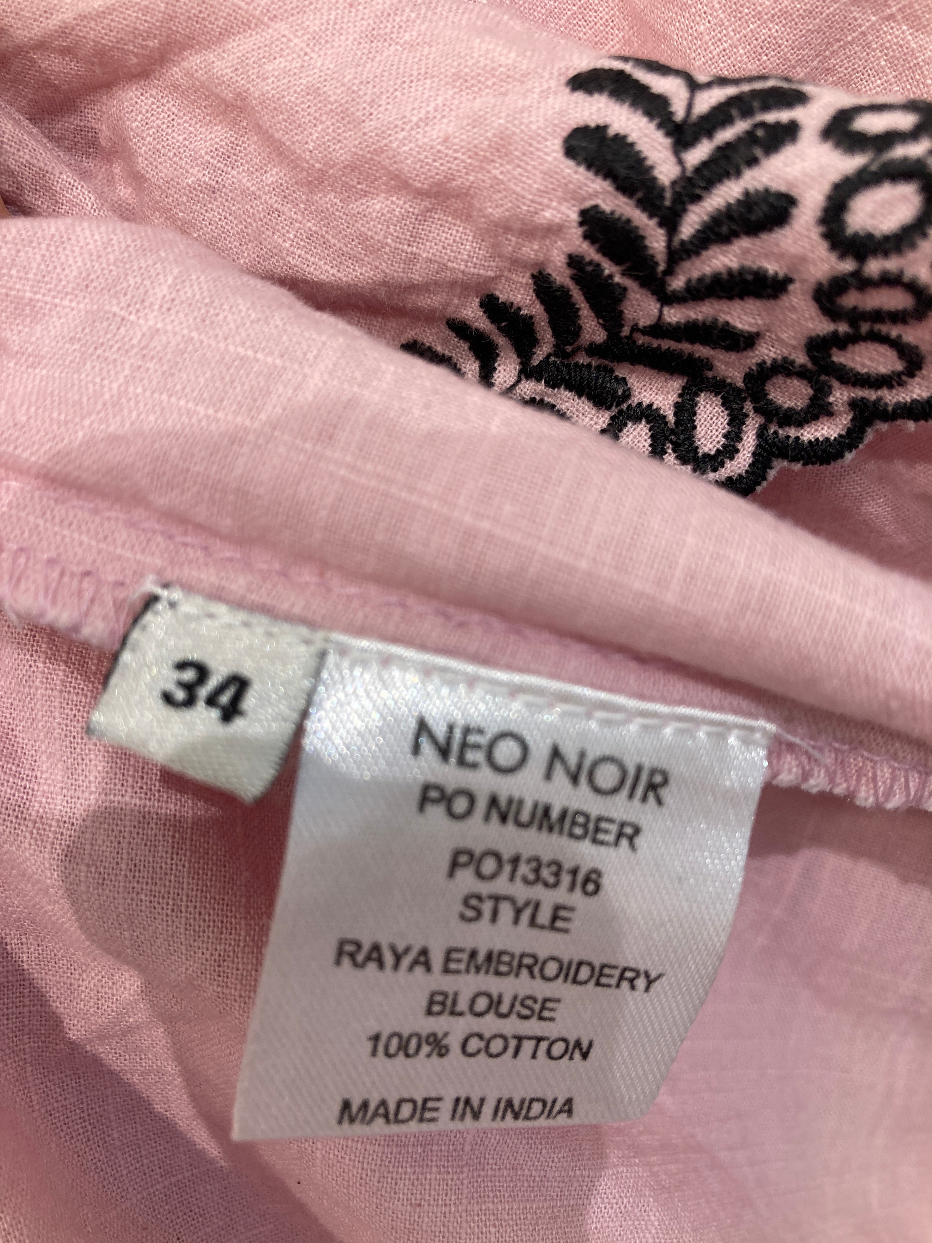 Neo Noir Bluse