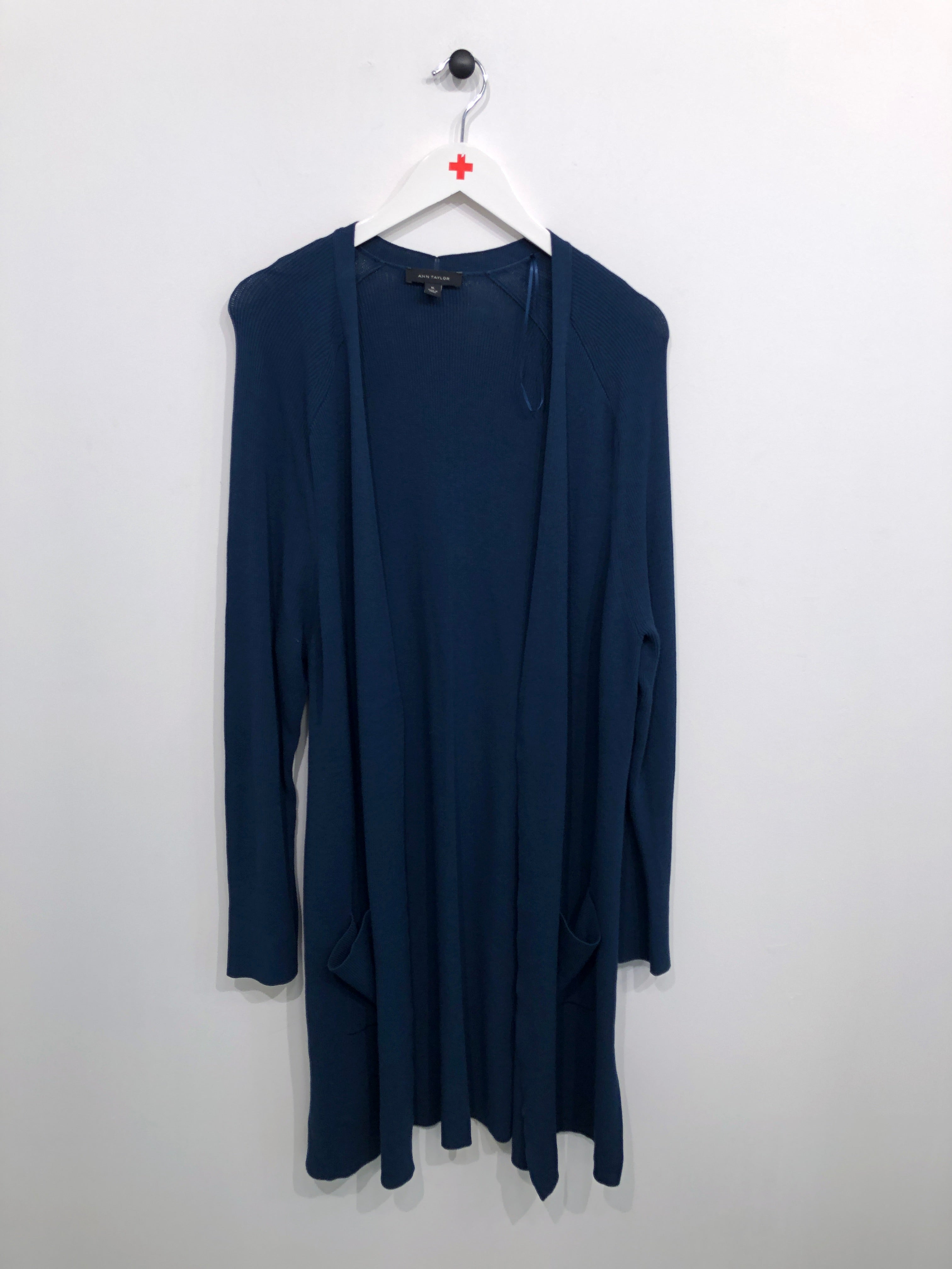 Ann taylor Cardigan