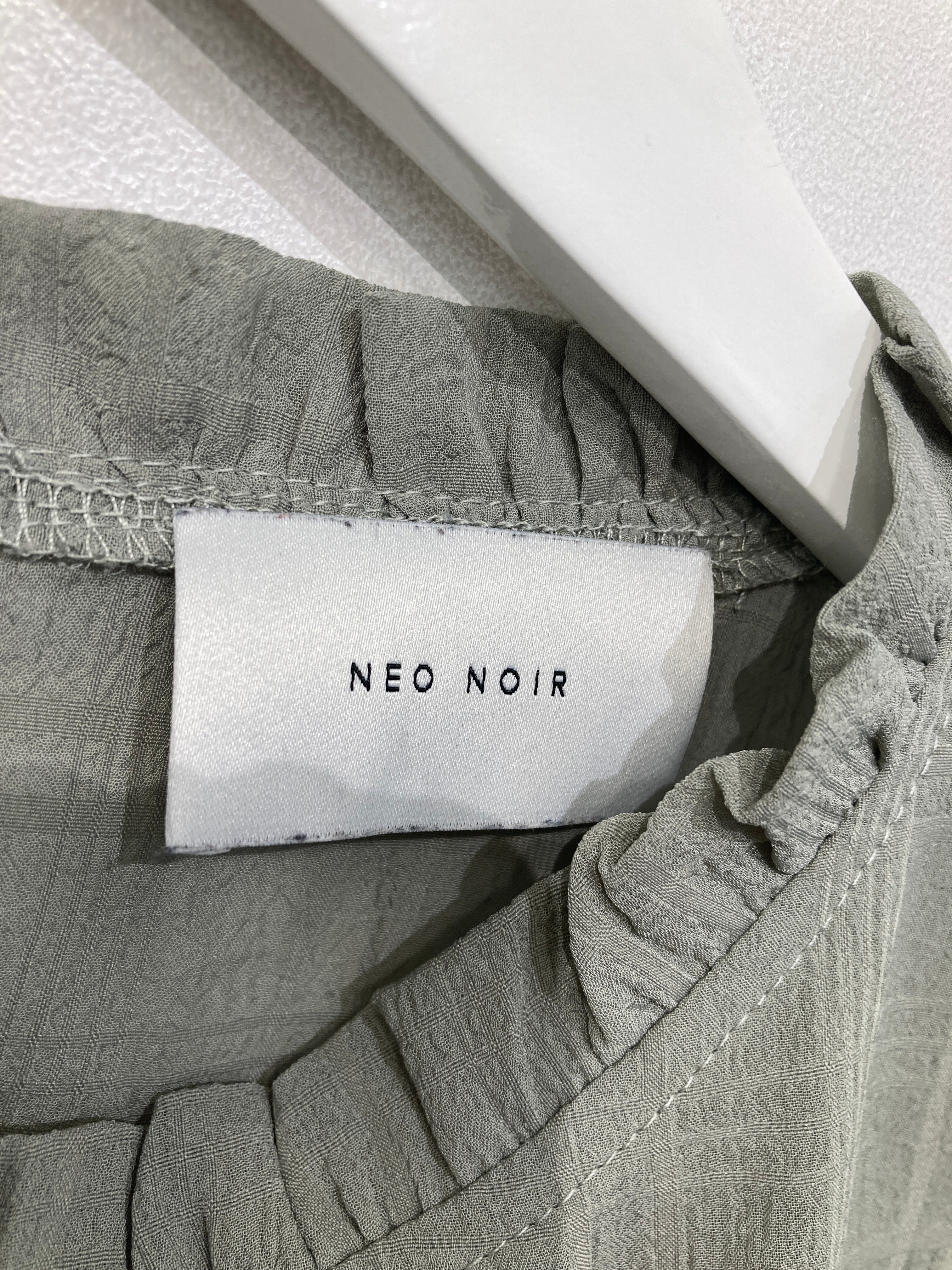 Neo Noir Bluse
