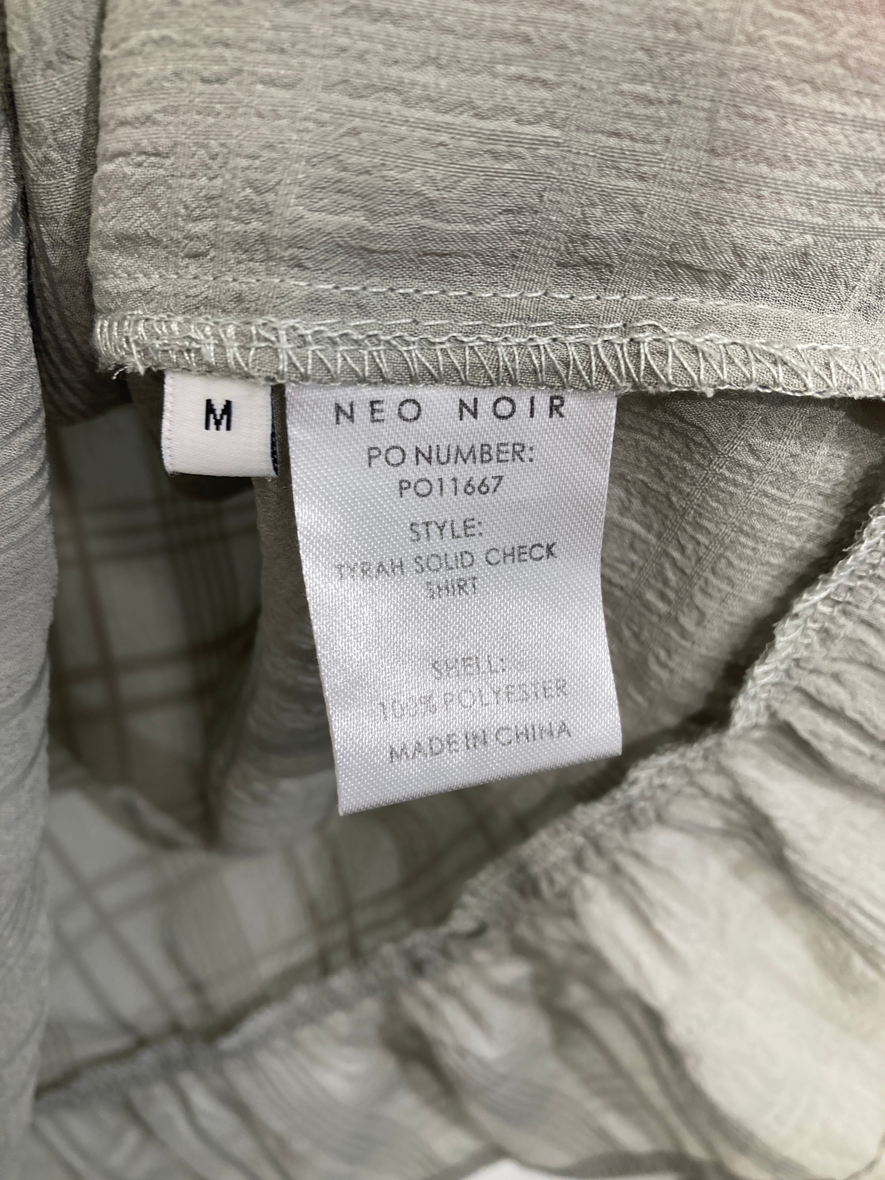 Neo Noir Bluse