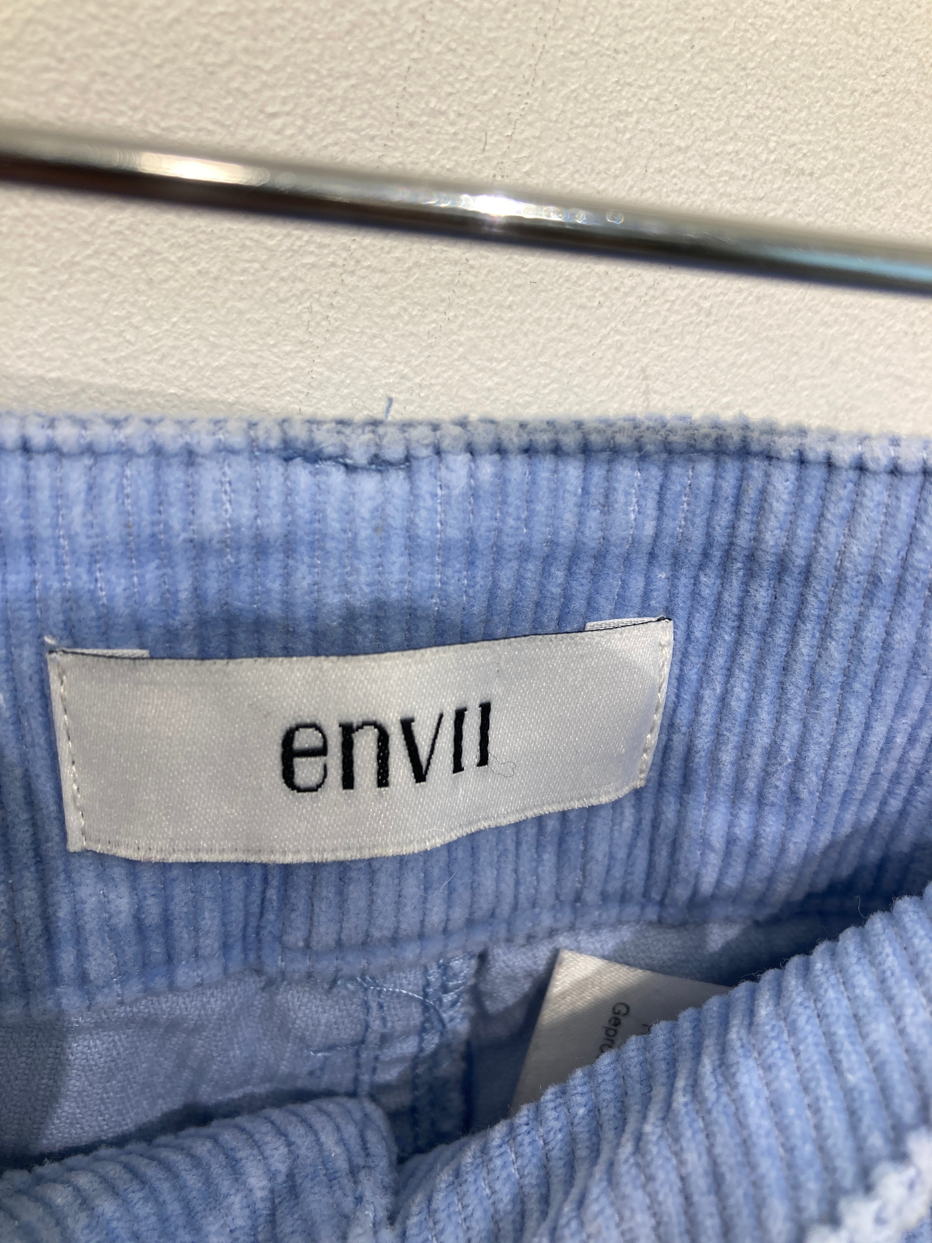 Envii Bukser