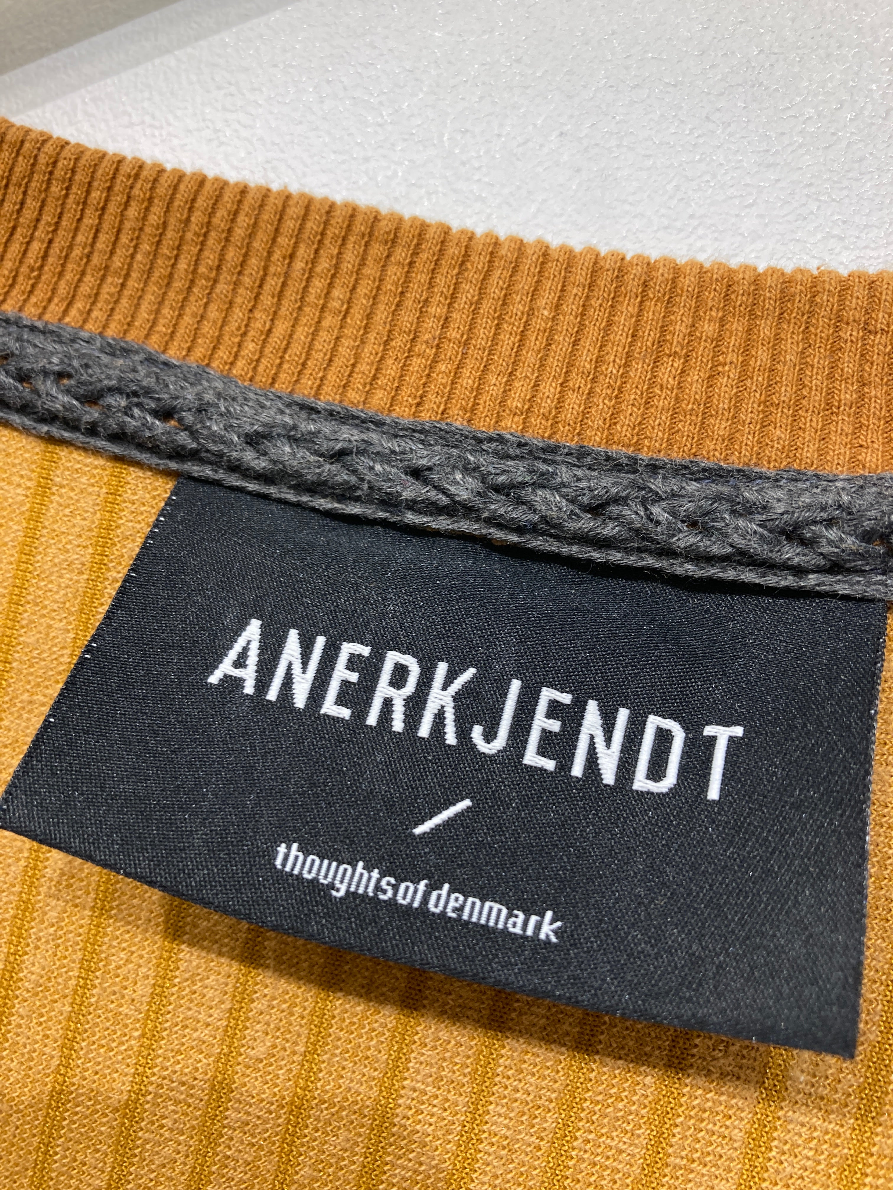 Anerkjendt Bluse