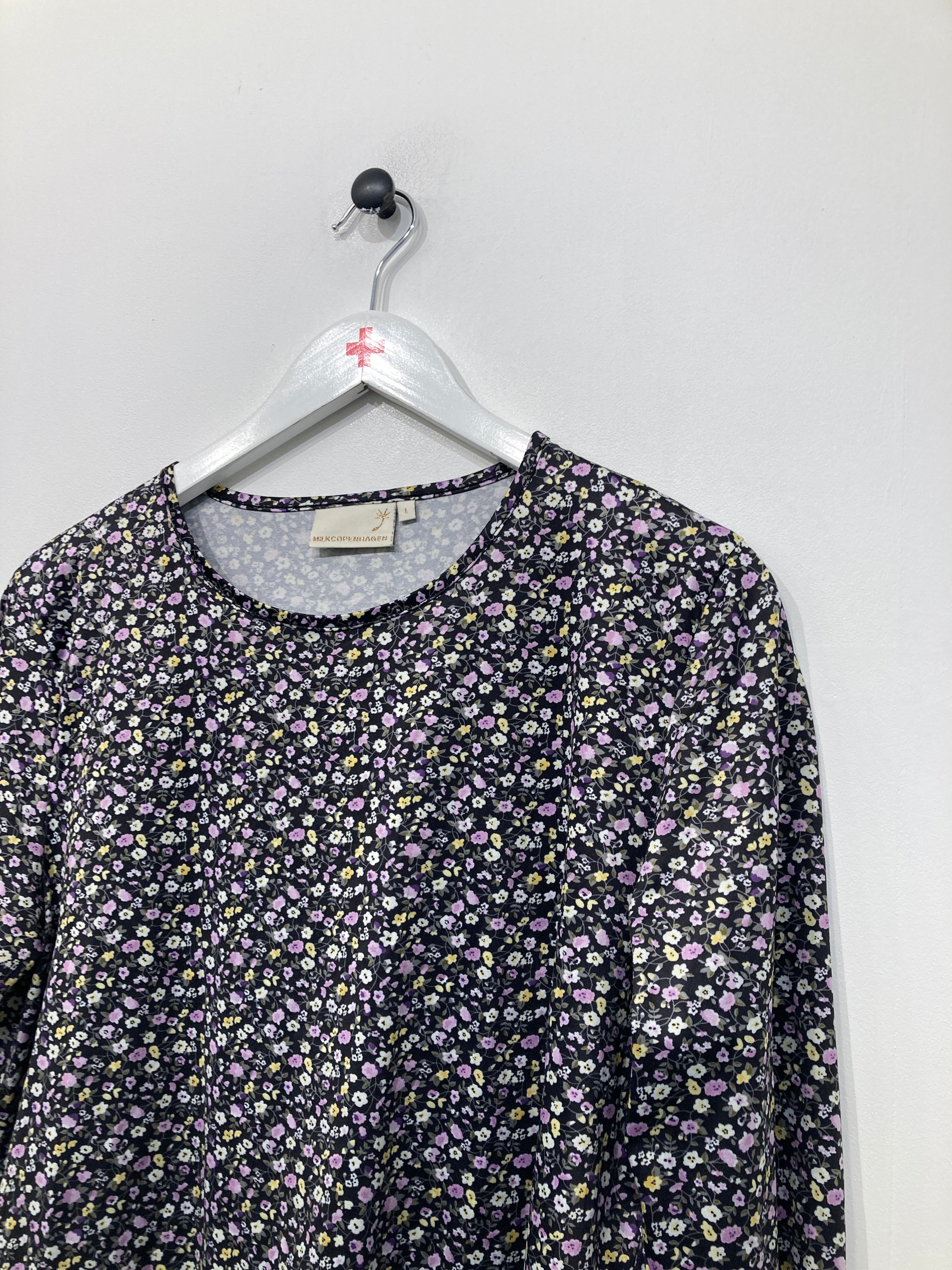 Milk Bluse